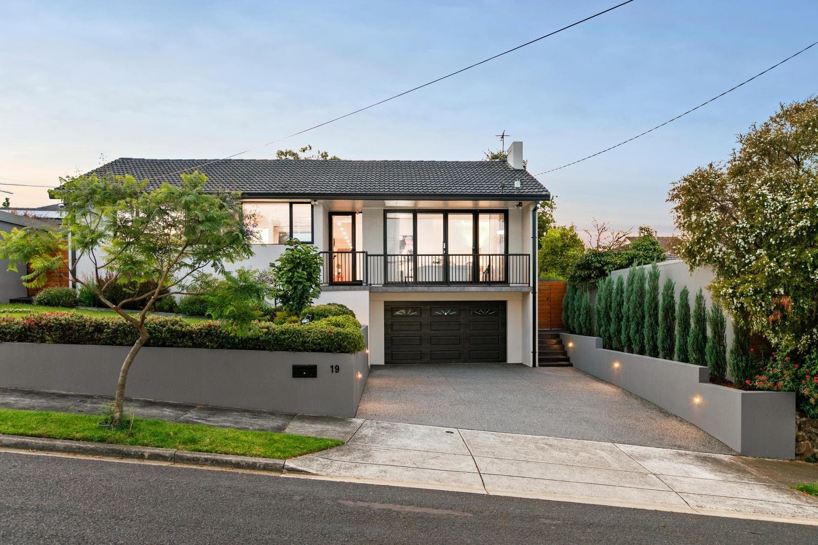 19 Sevenoaks Avenue, Heidelberg VIC 3084, Heidelberg - Image 1