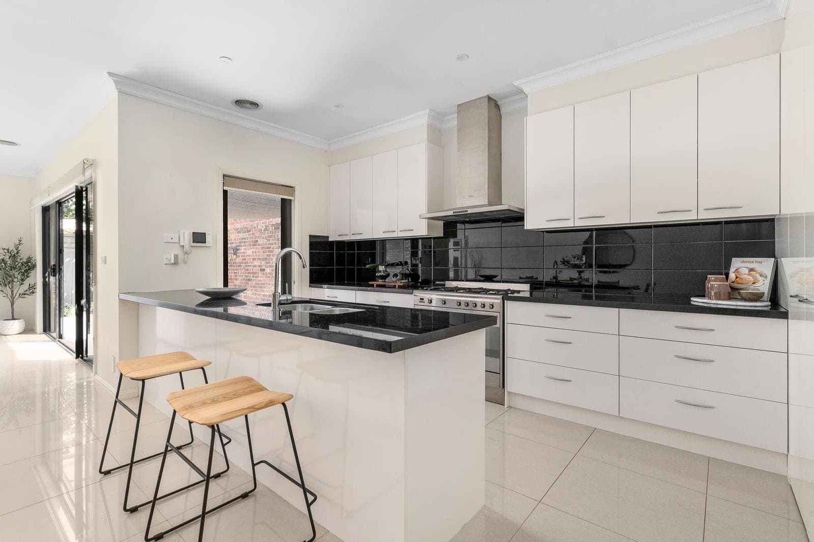 15A Swift Street, Northcote VIC 3070, Northcote - Thumbnail 5