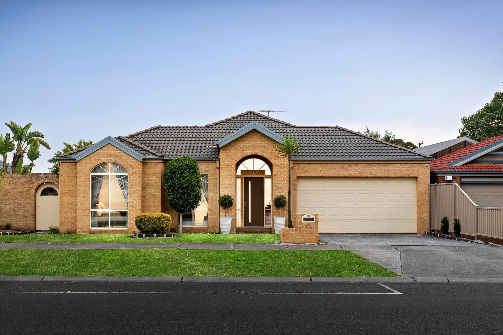 14 Gowanbrae Drive, Gowanbrae VIC 3043, Gowanbrae - Thumbnail 2
