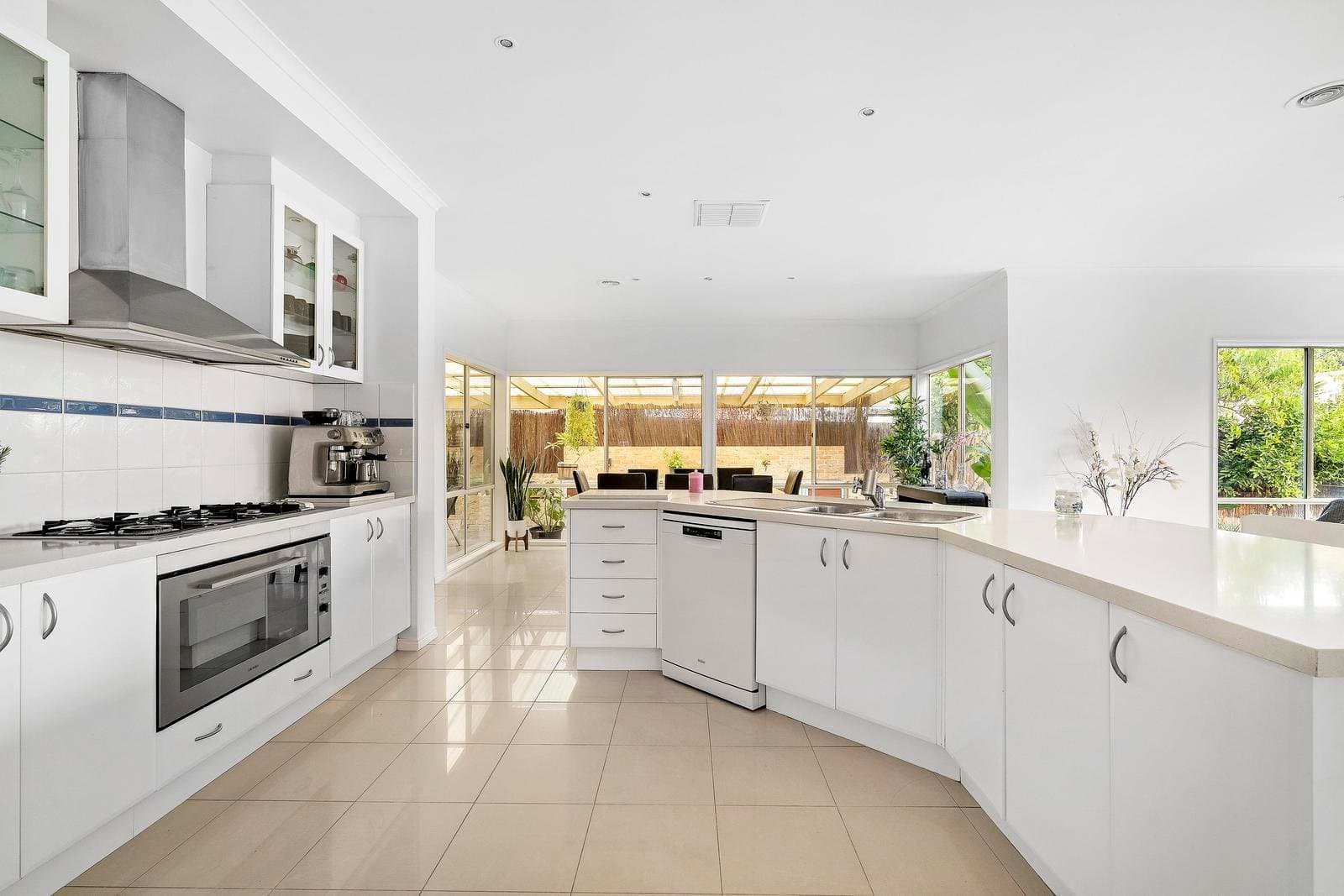 14 Gowanbrae Drive, Gowanbrae VIC 3043, Gowanbrae - Thumbnail 5
