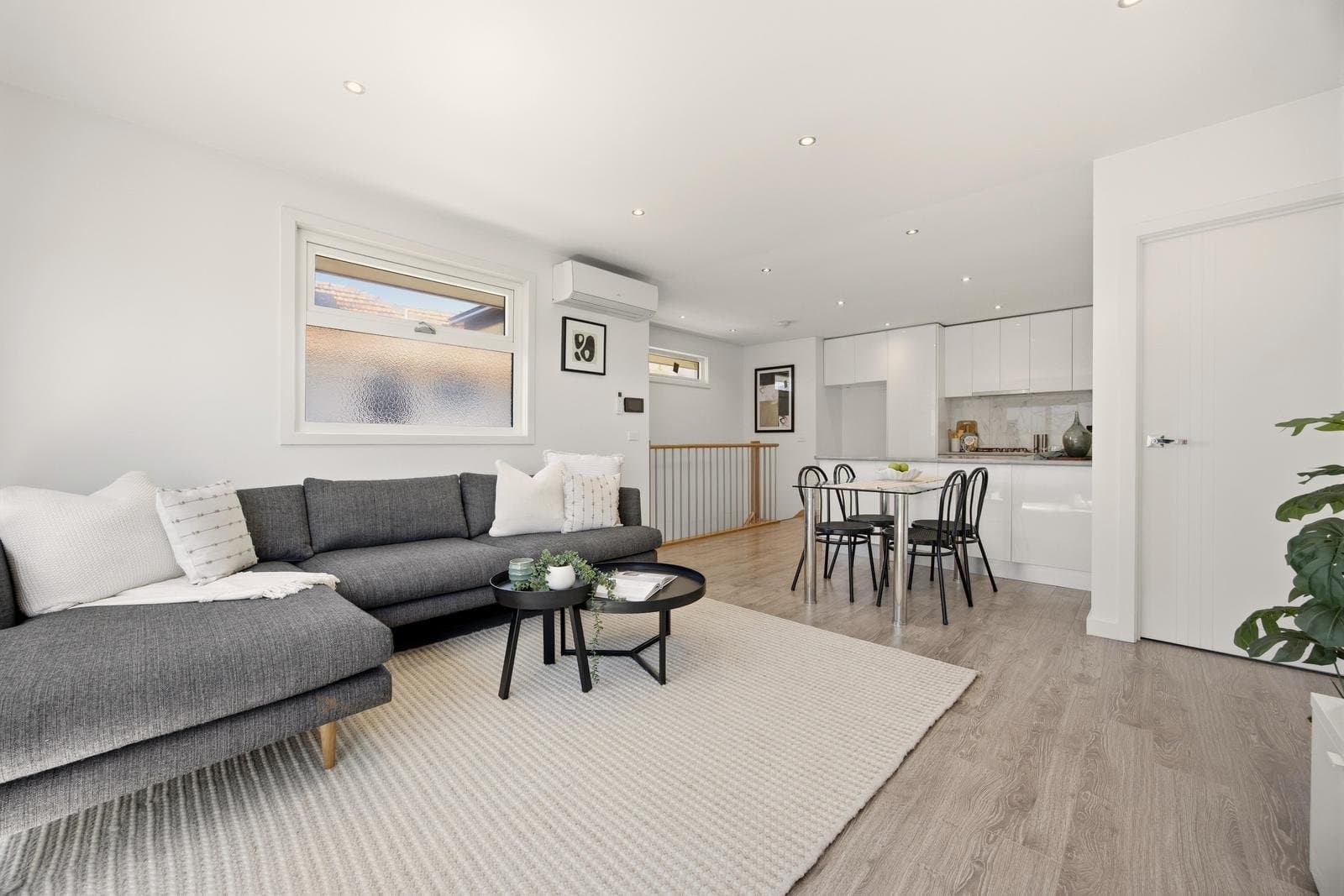 2/18 Parker Street, Pascoe Vale VIC 3044, Pascoe Vale - Thumbnail 3