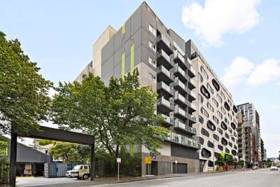 702/95 Berkeley Street, Melbourne VIC 3000, Melbourne - Thumbnail 2