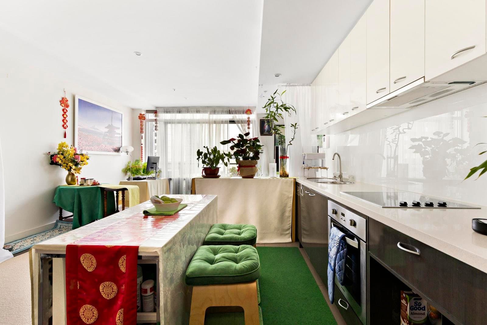702/95 Berkeley Street, Melbourne VIC 3000, Melbourne - Thumbnail 5