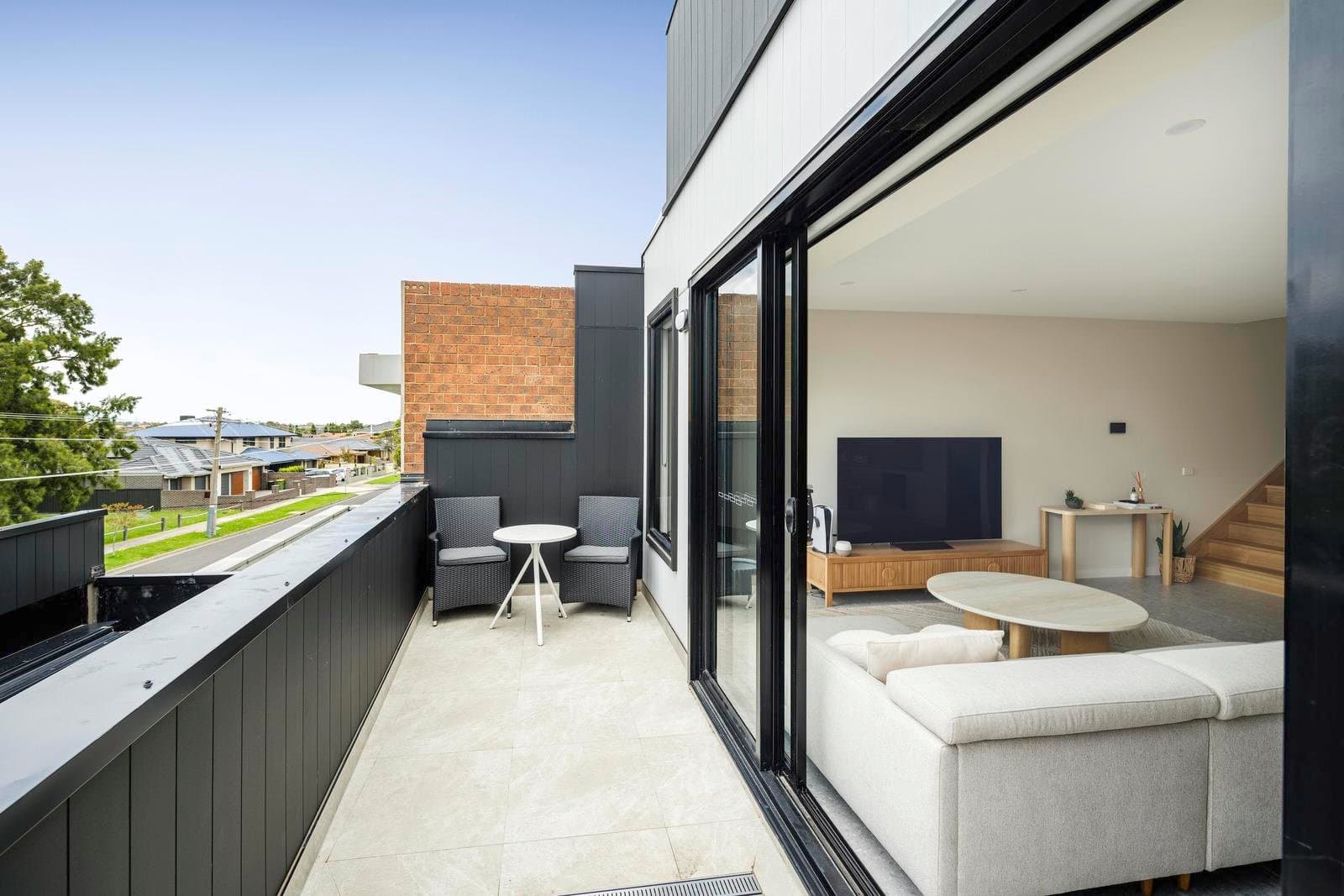 1/9 Moira Avenue, Reservoir VIC 3073, Reservoir - Thumbnail 5