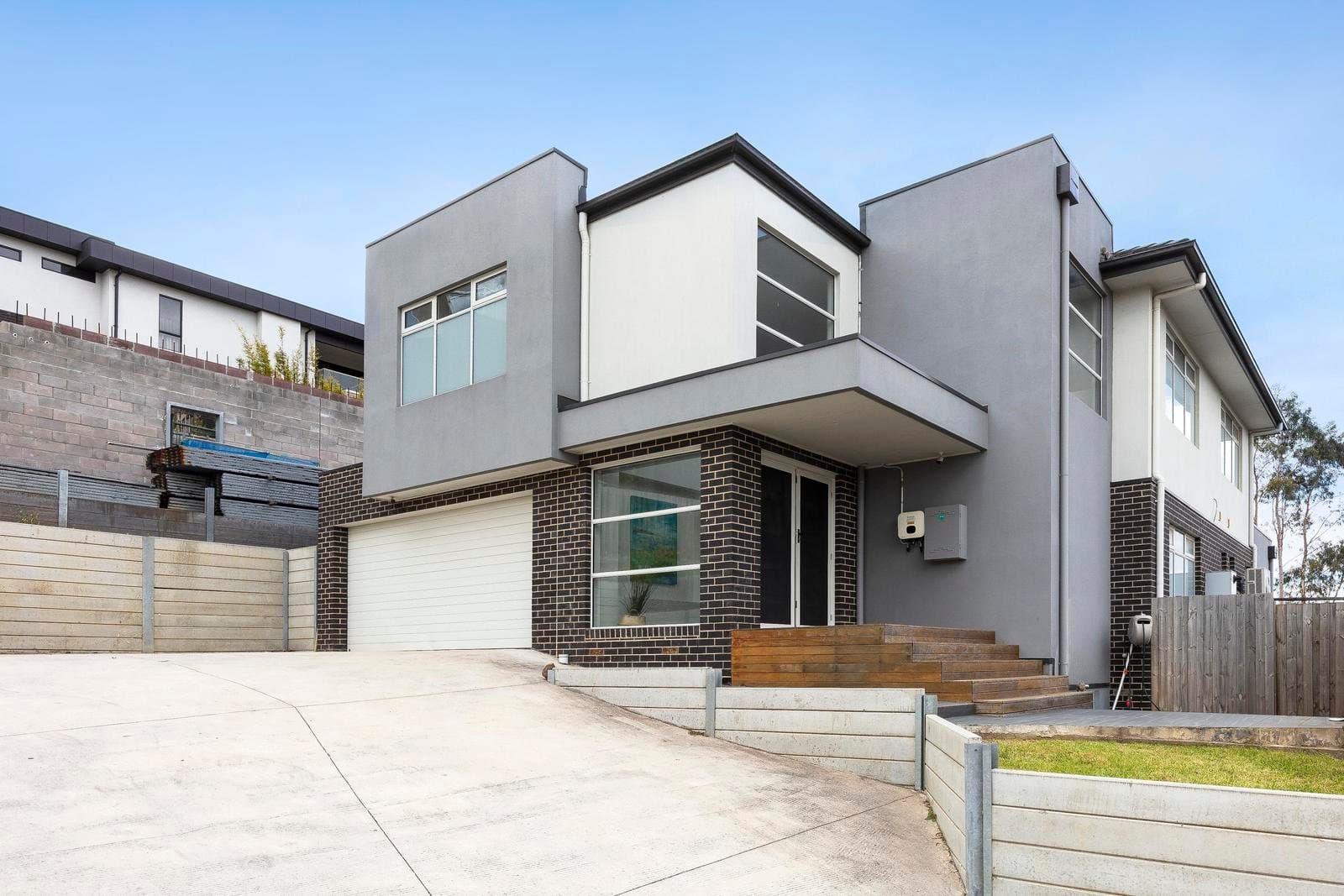 24 Basalt Avenue, Keilor East VIC 3033, Keilor East - Thumbnail 2
