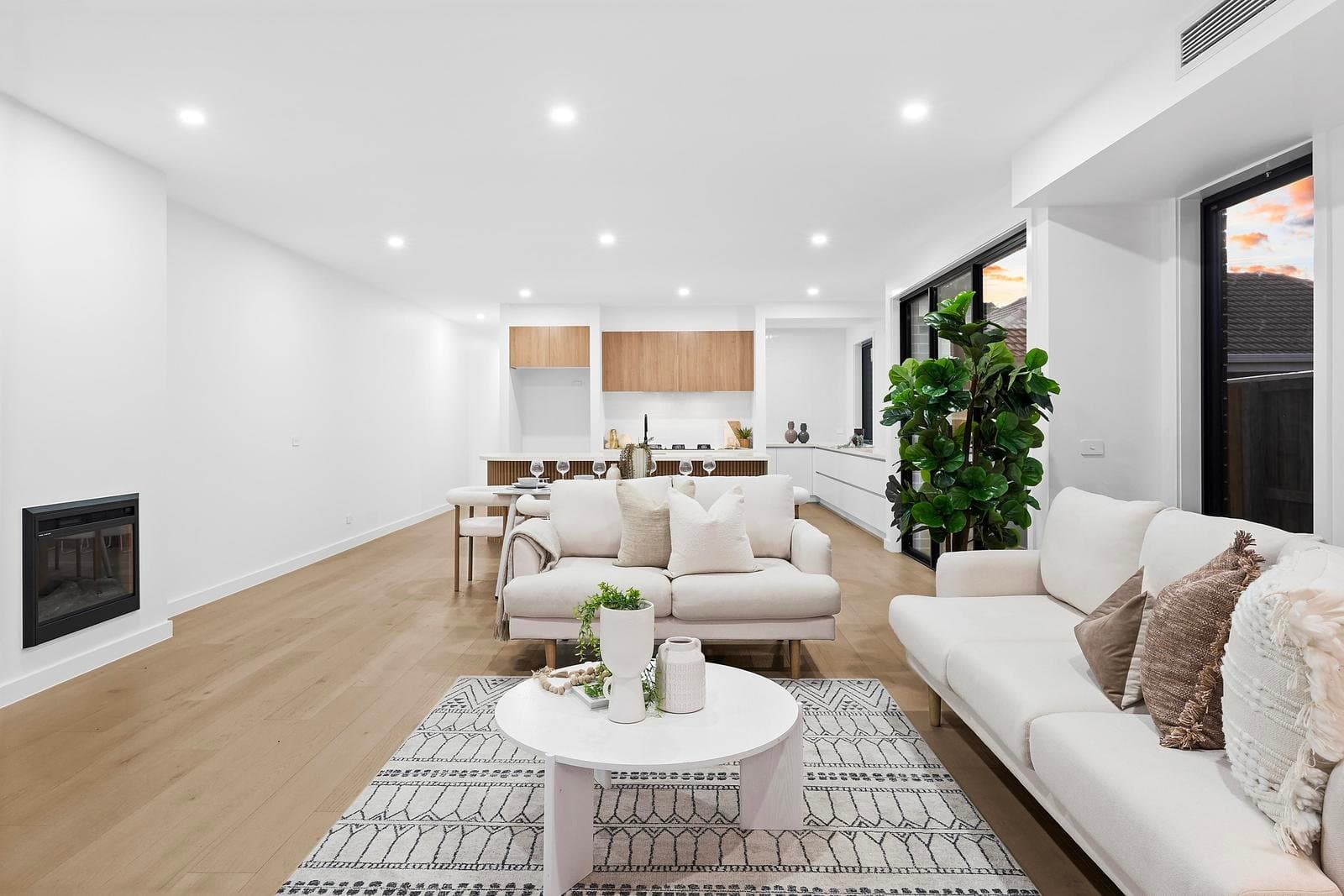 18a Lake Street, Avondale Heights VIC 3034, Avondale Heights - Thumbnail 4