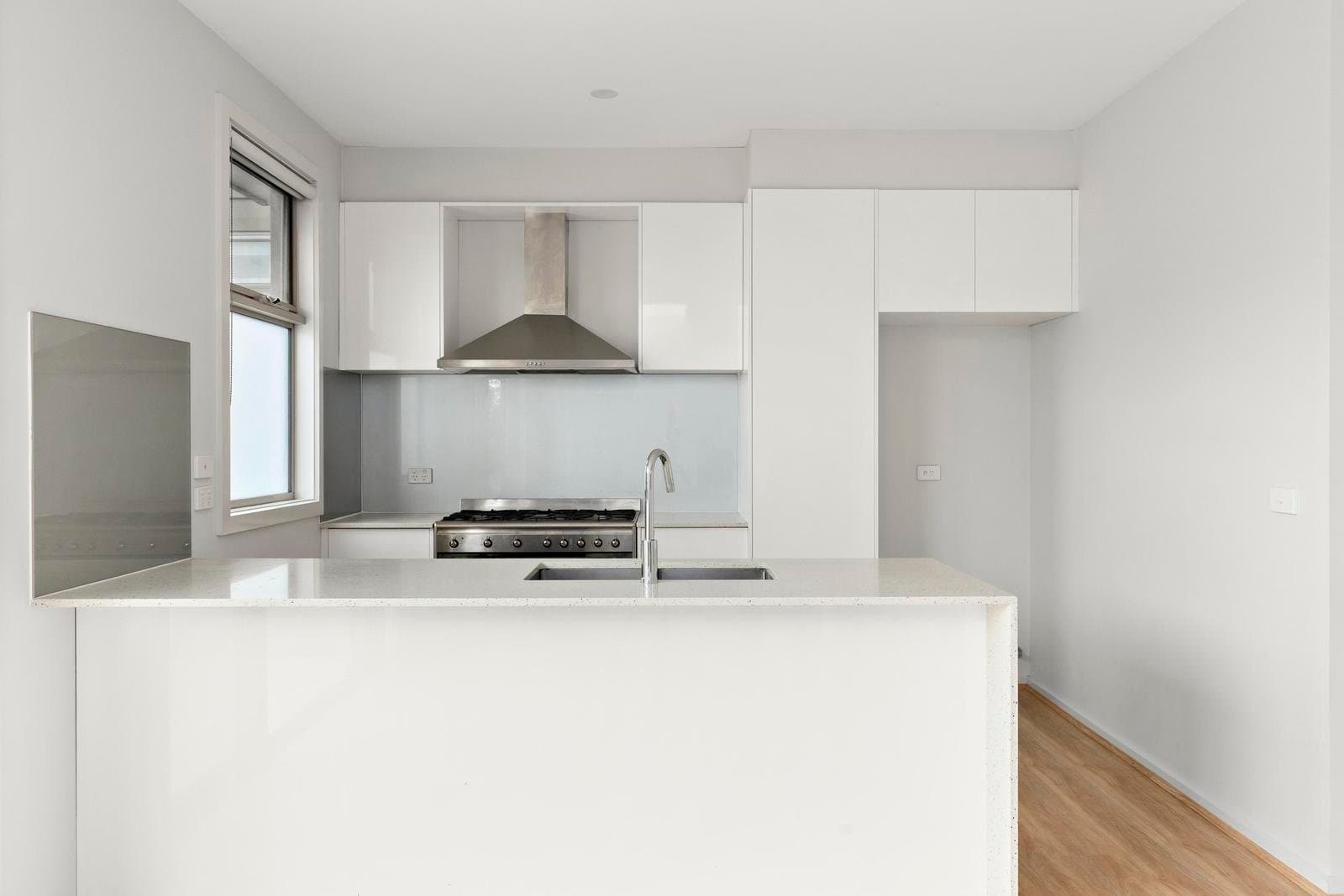 2/20 Irvine Crescent, Brunswick West VIC 3055, Brunswick West - Thumbnail 8