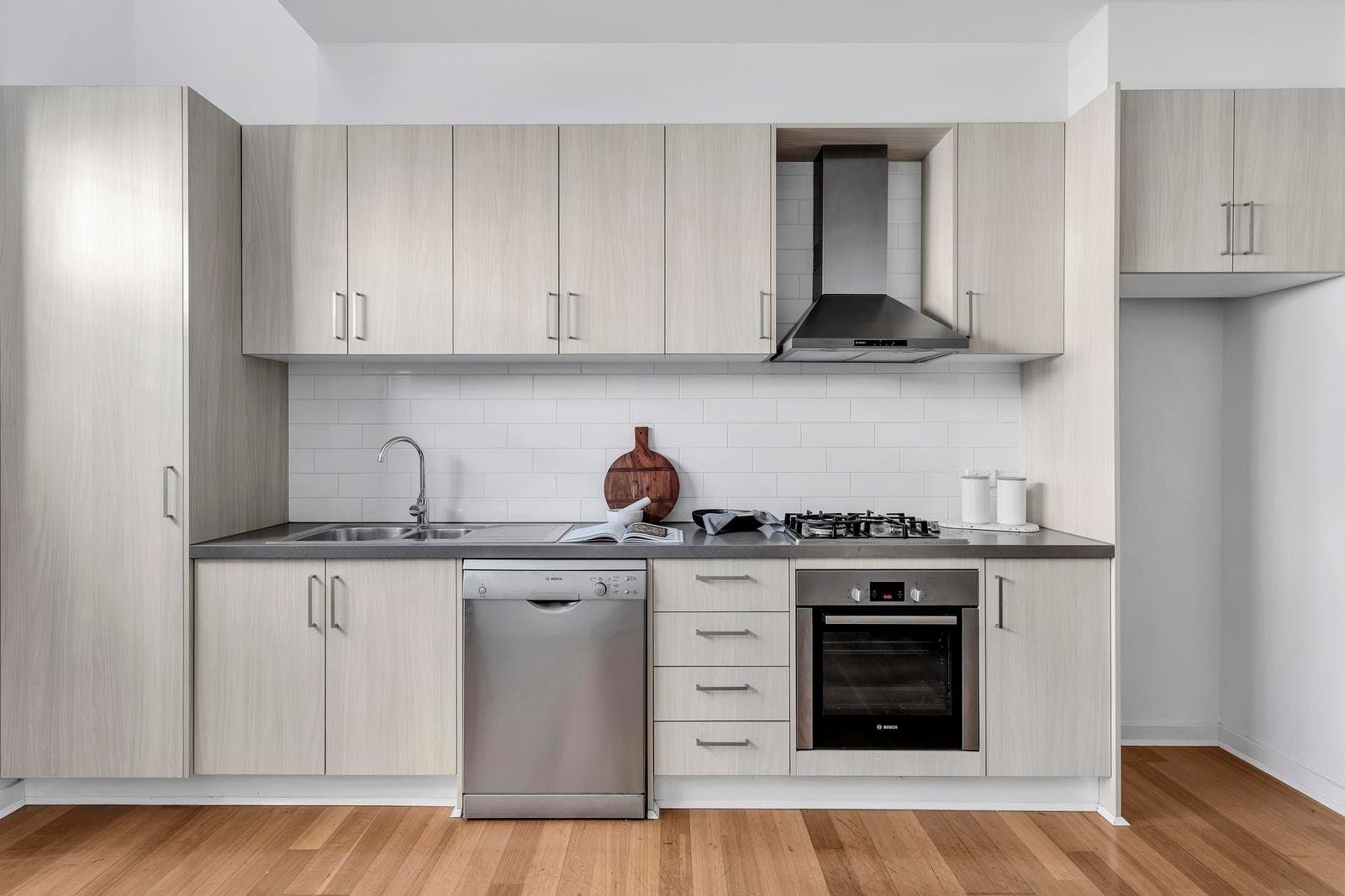 2/186 Easey Street, Collingwood VIC 3066, Collingwood - Thumbnail 3