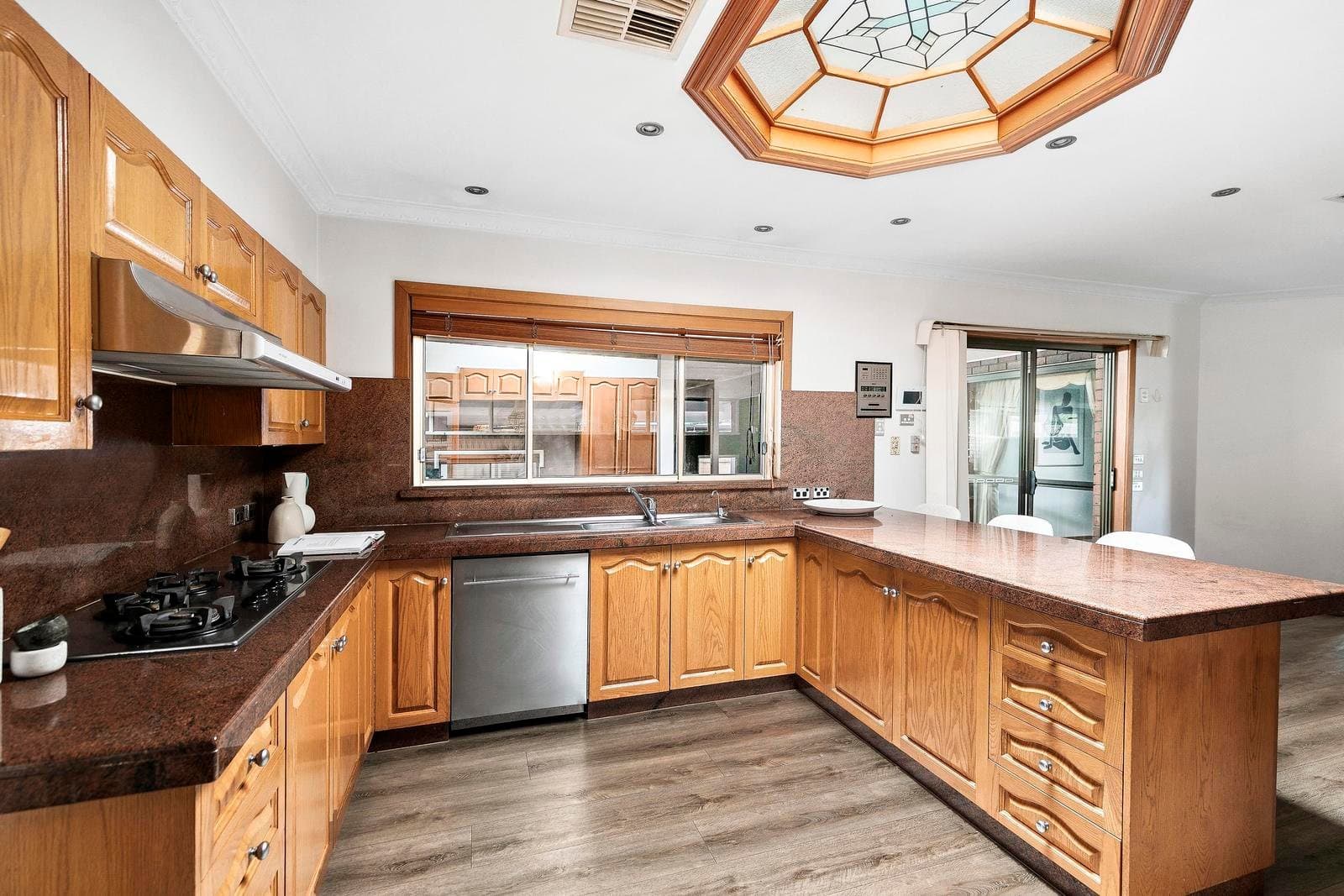 29 Fleetwood Drive, Greenvale VIC 3059, Greenvale - Thumbnail 6