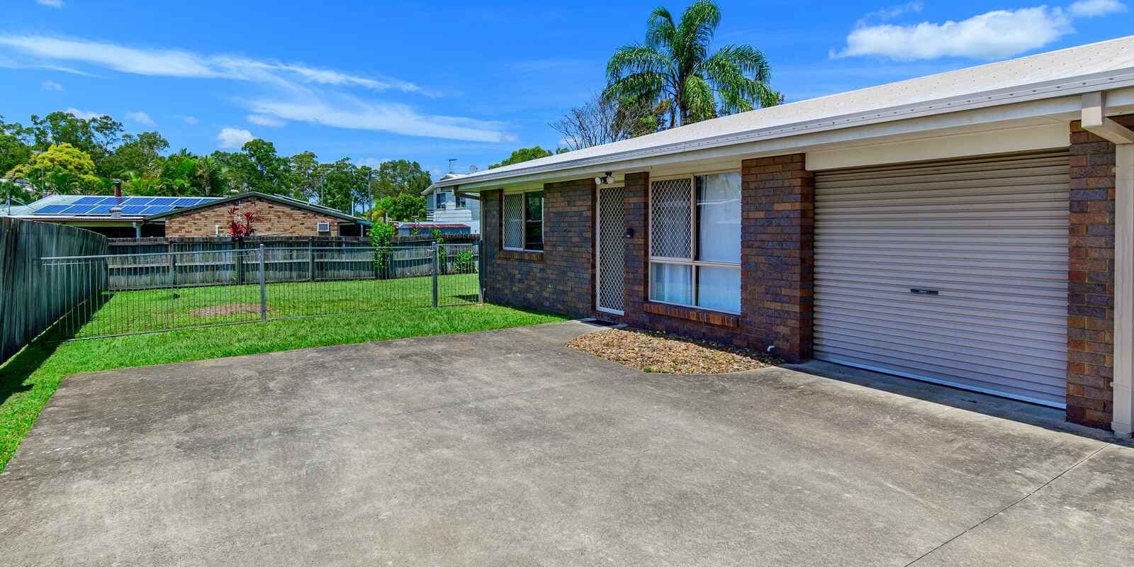 2/5 Hazelnut Drive Caboolture South, South - Image 1