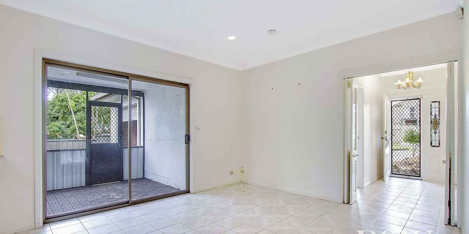 6 Mill Place St Clair, St Clair - Thumbnail 4