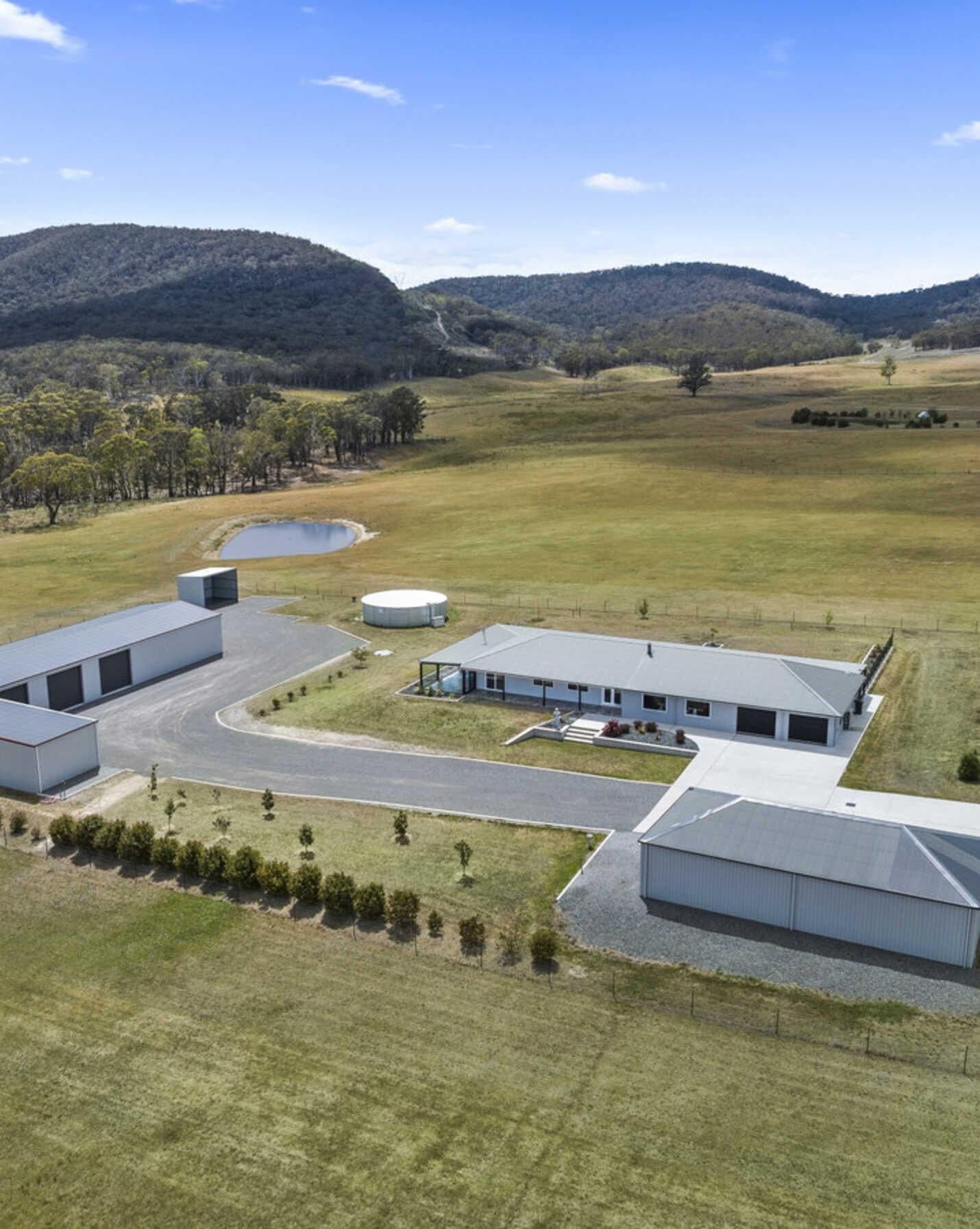 5 Bullus Place Boxers Creek Goulburn, Goulburn - Image 1