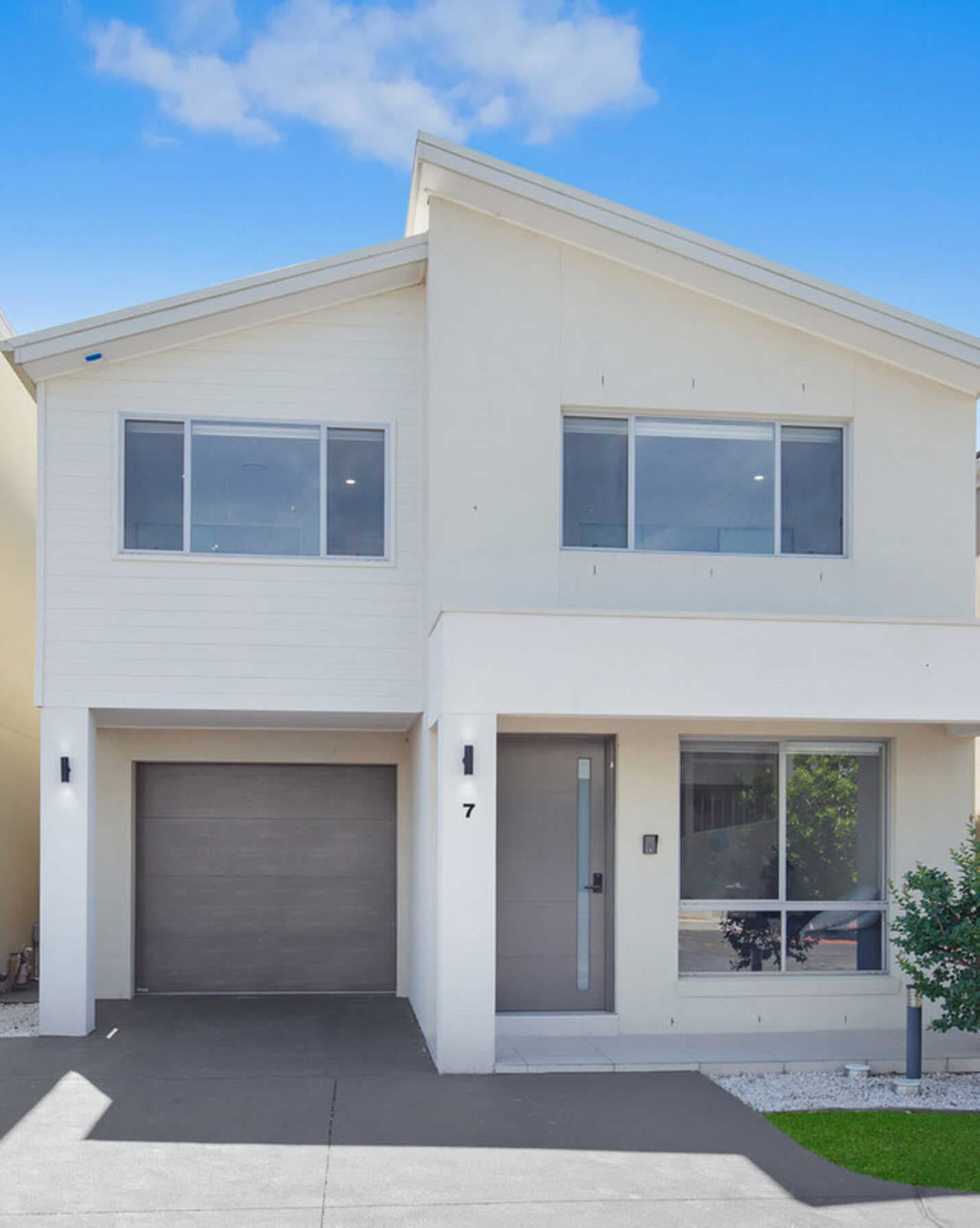 7 Wookey Glade Riverstone, Riverstone - Image 1