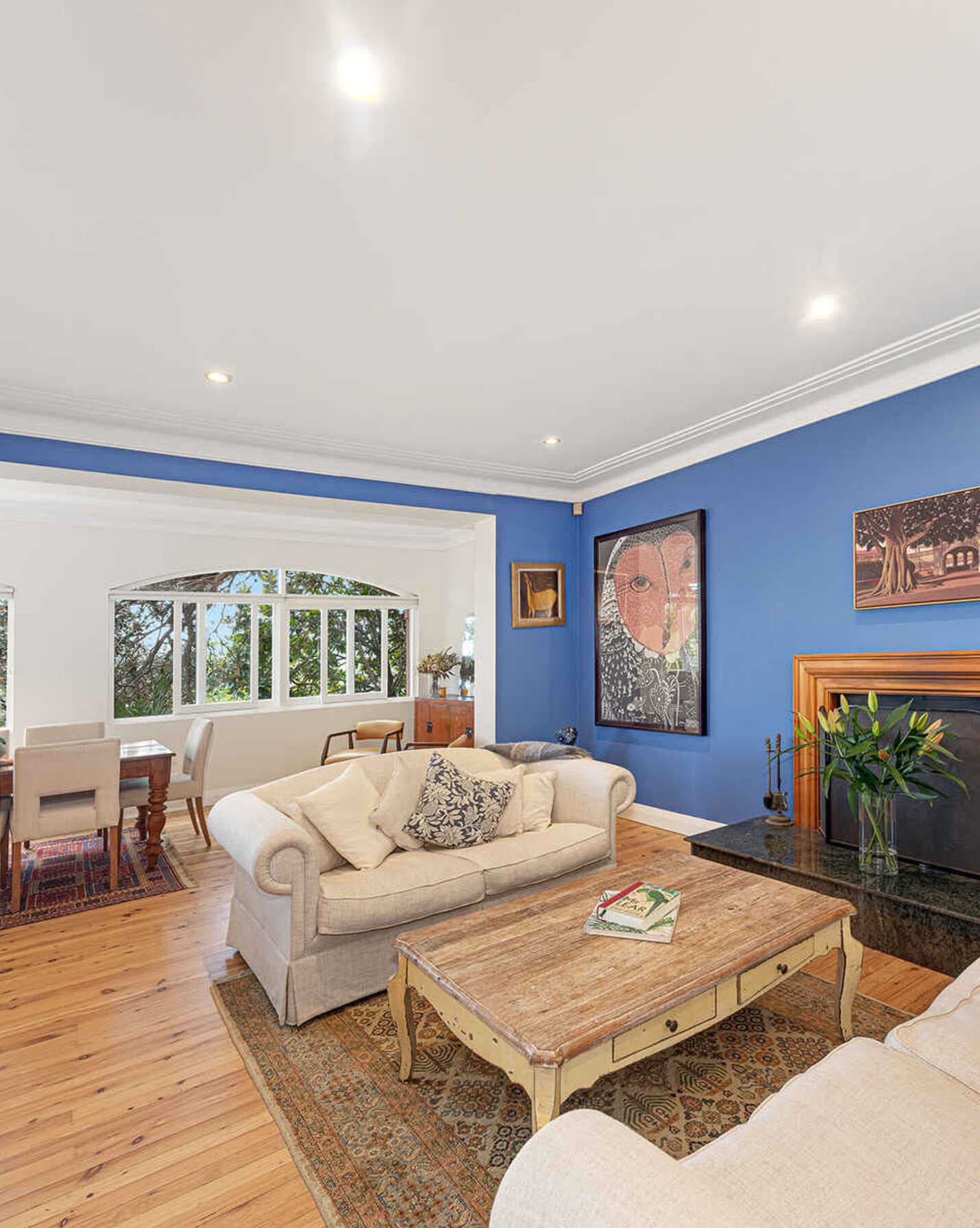 12 Rembrandt Drive Middle Cove, Middle Cove - Thumbnail 3