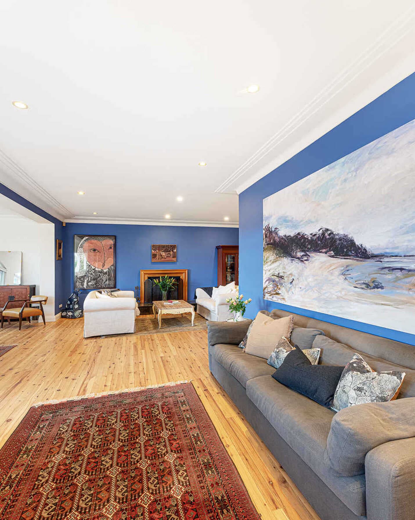 12 Rembrandt Drive Middle Cove, Middle Cove - Thumbnail 4