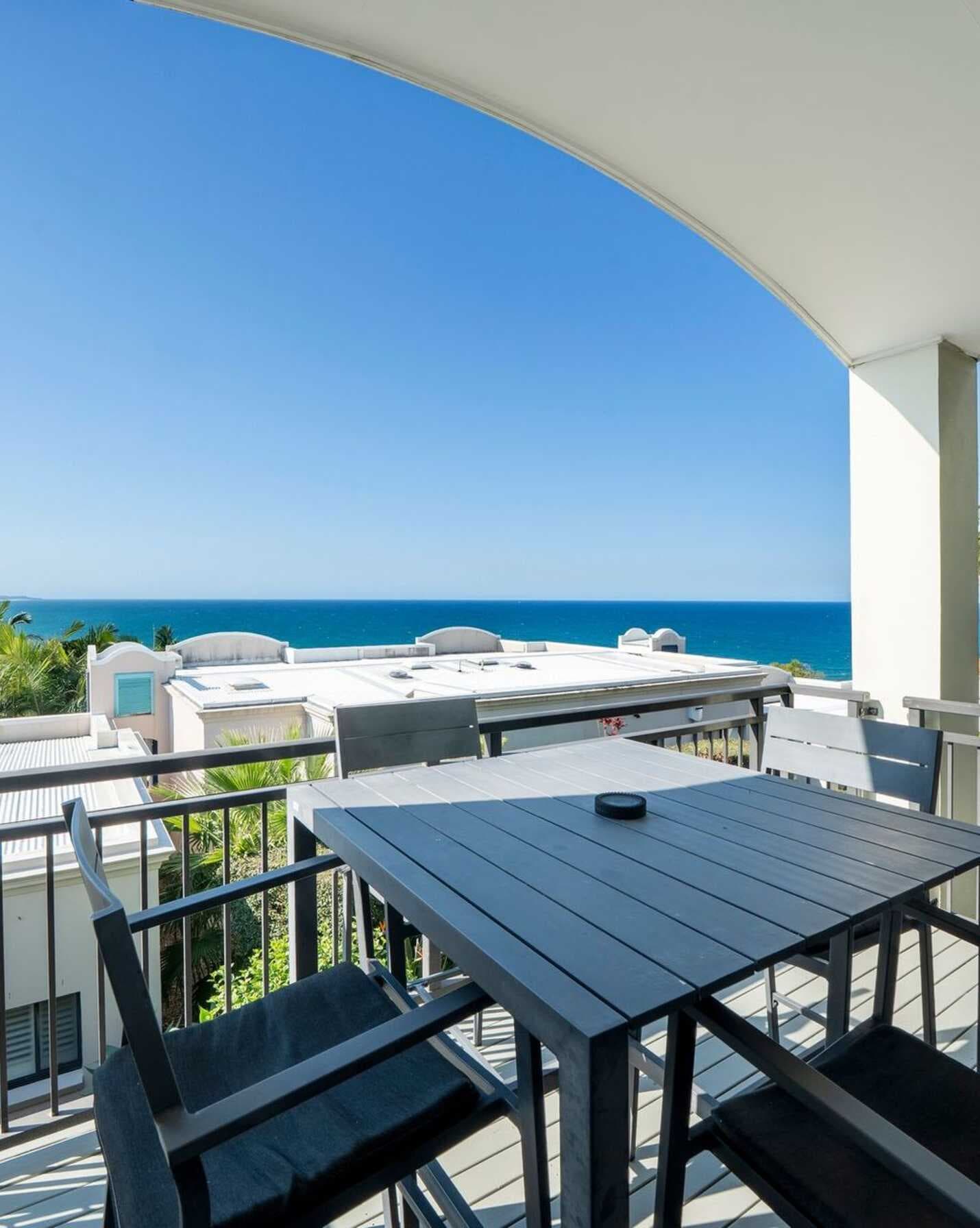 11/21 Bay Terrace Coolum Beach, Beach - Image 1