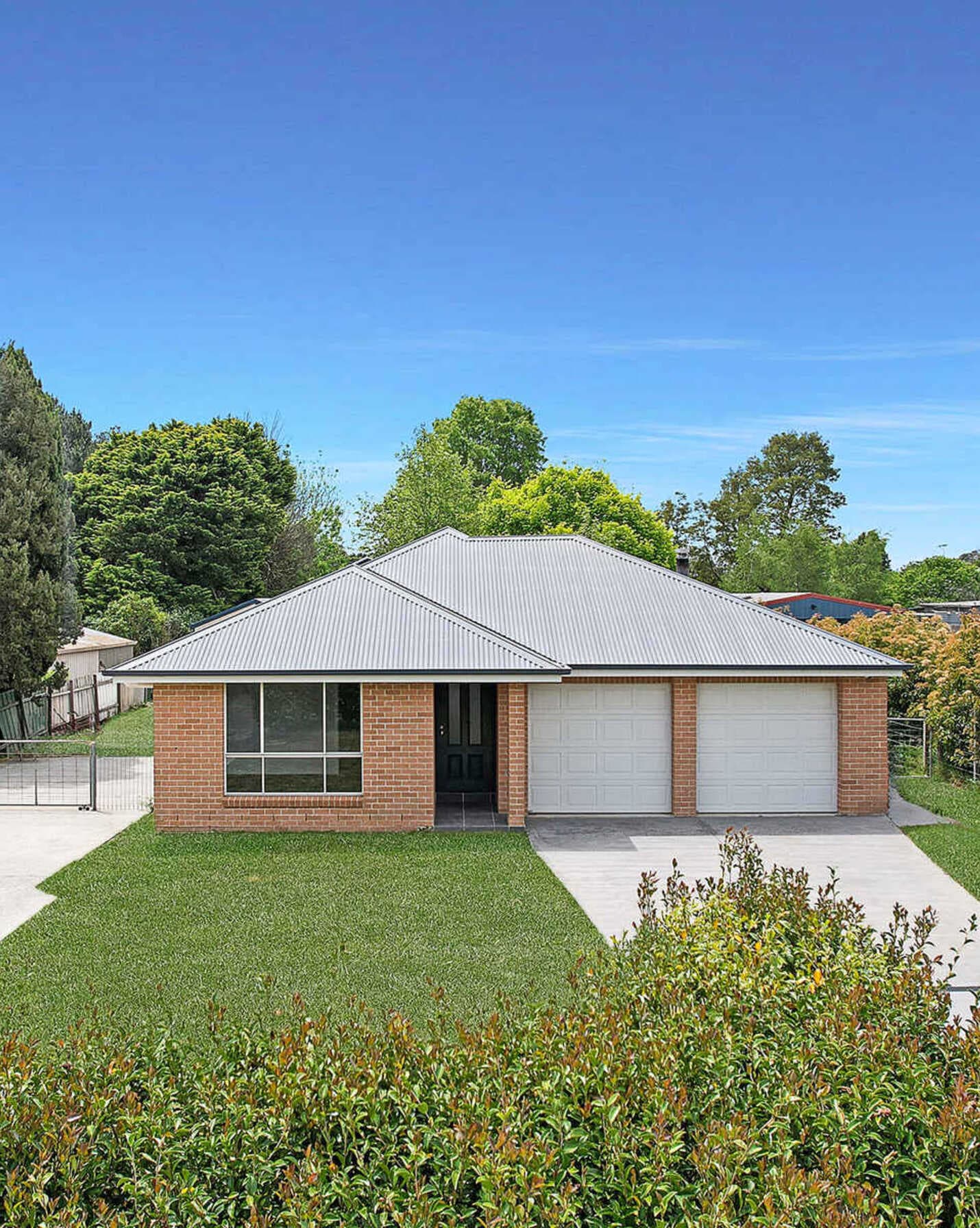 43 Parkes Road Moss Vale, Moss Vale - Image 1
