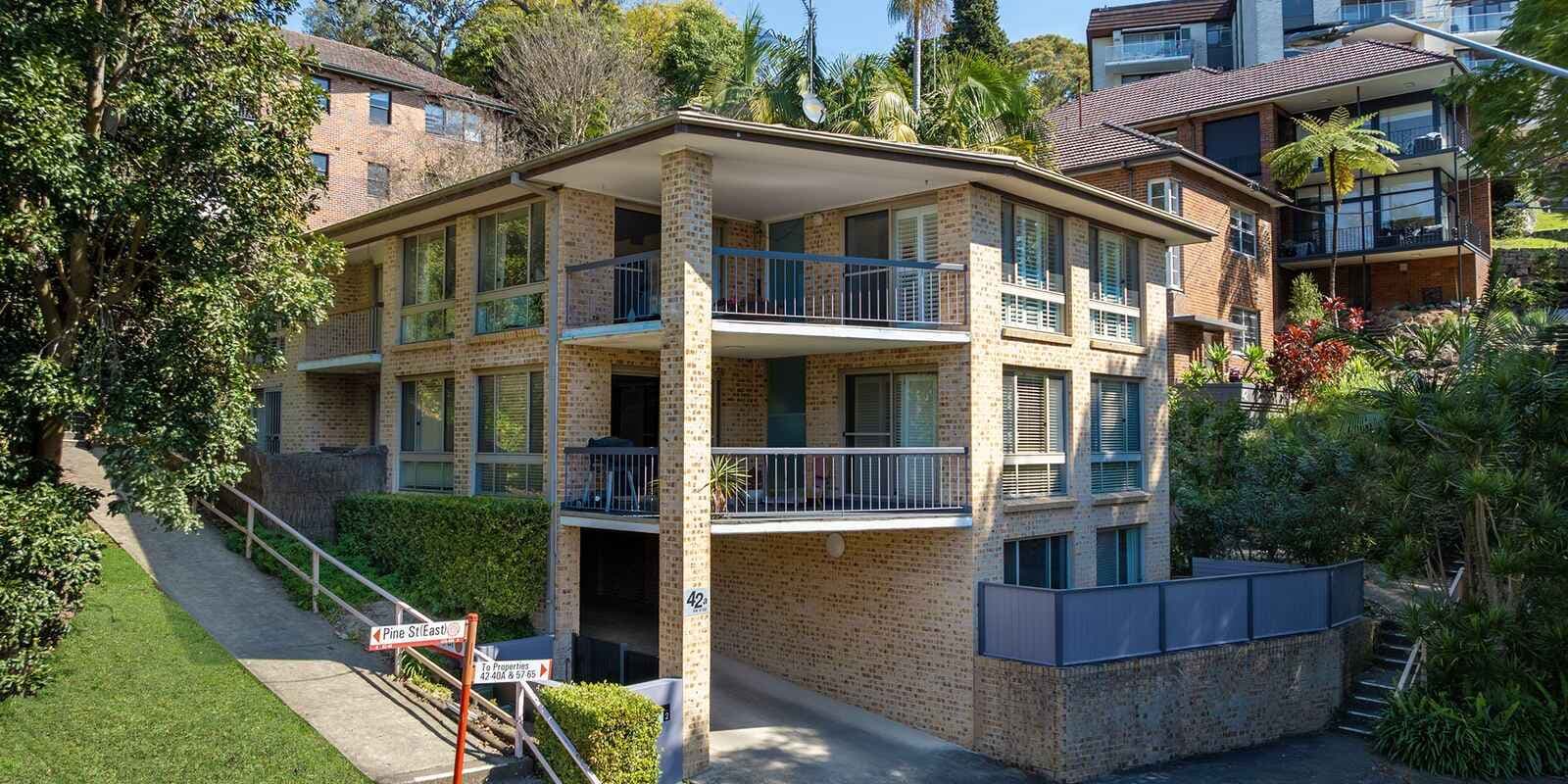 2/42A Pine Street East Cammeray, Cammeray - Thumbnail 2