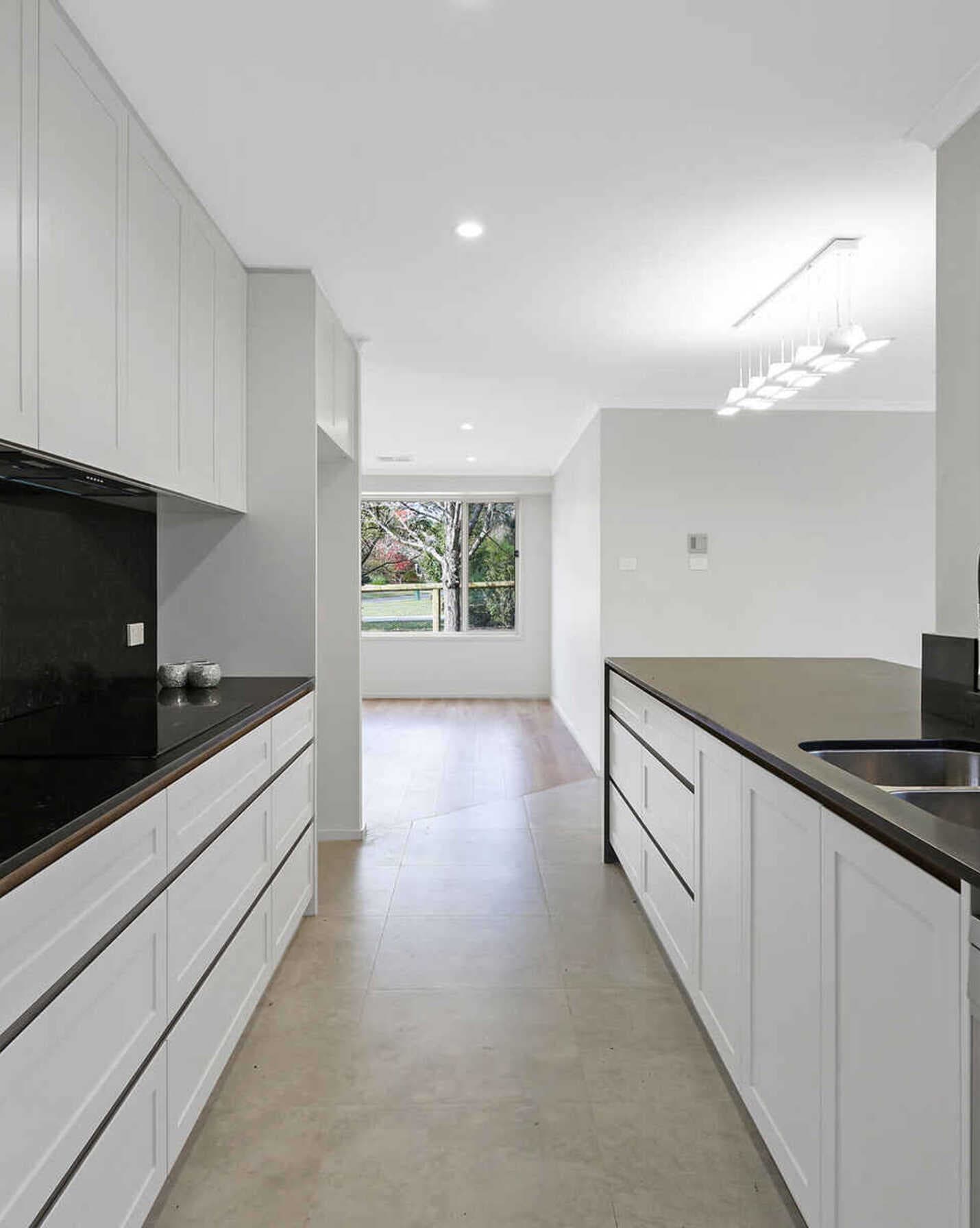 15 Forwood Crescent Bundanoon, Bundanoon - Thumbnail 2