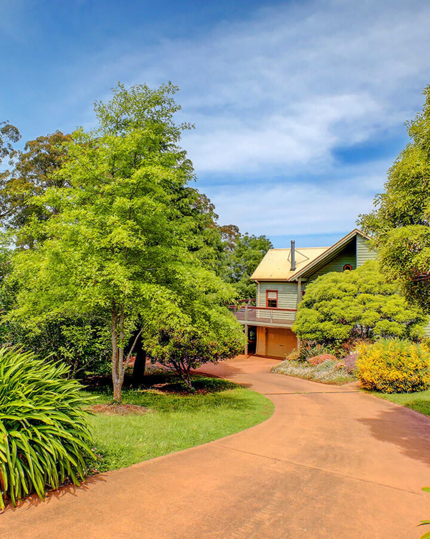 27 Brigadoon Drive Bundanoon, Bundanoon - Image 1