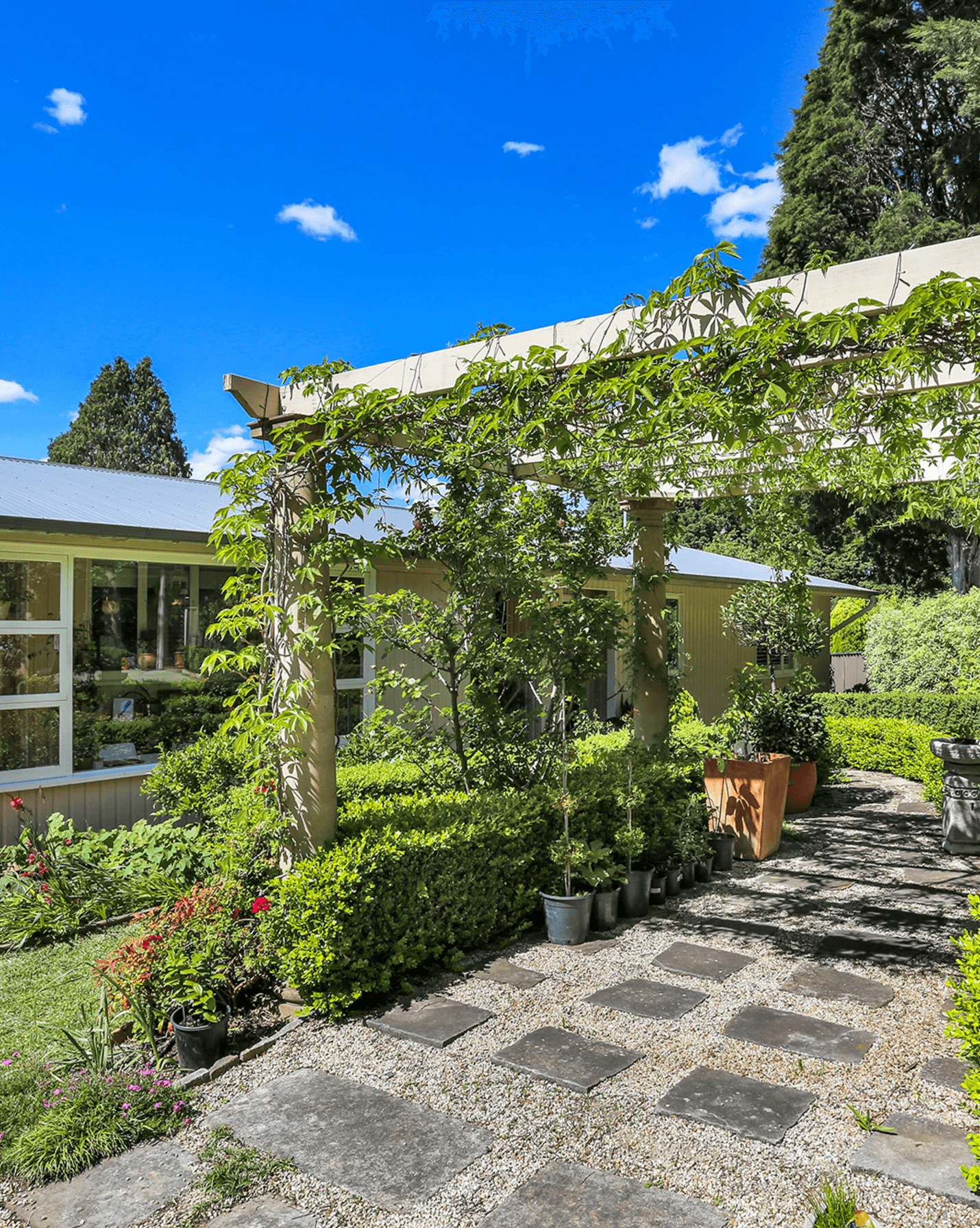 15 Narellan Road Moss Vale, Moss Vale - Image 1