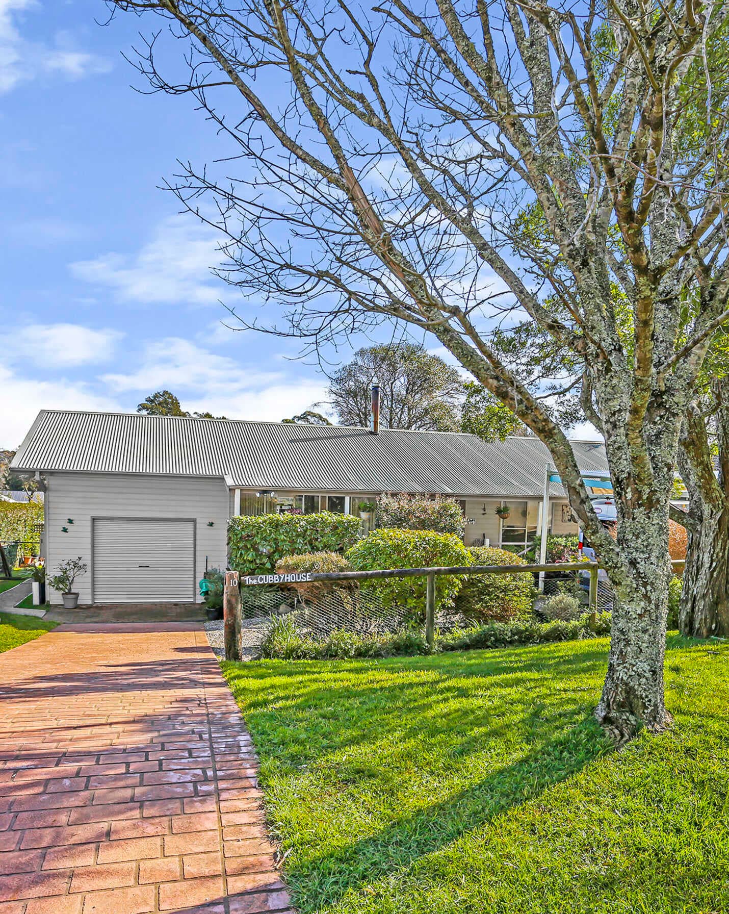 10 Main Street Robertson, Robertson - Image 1