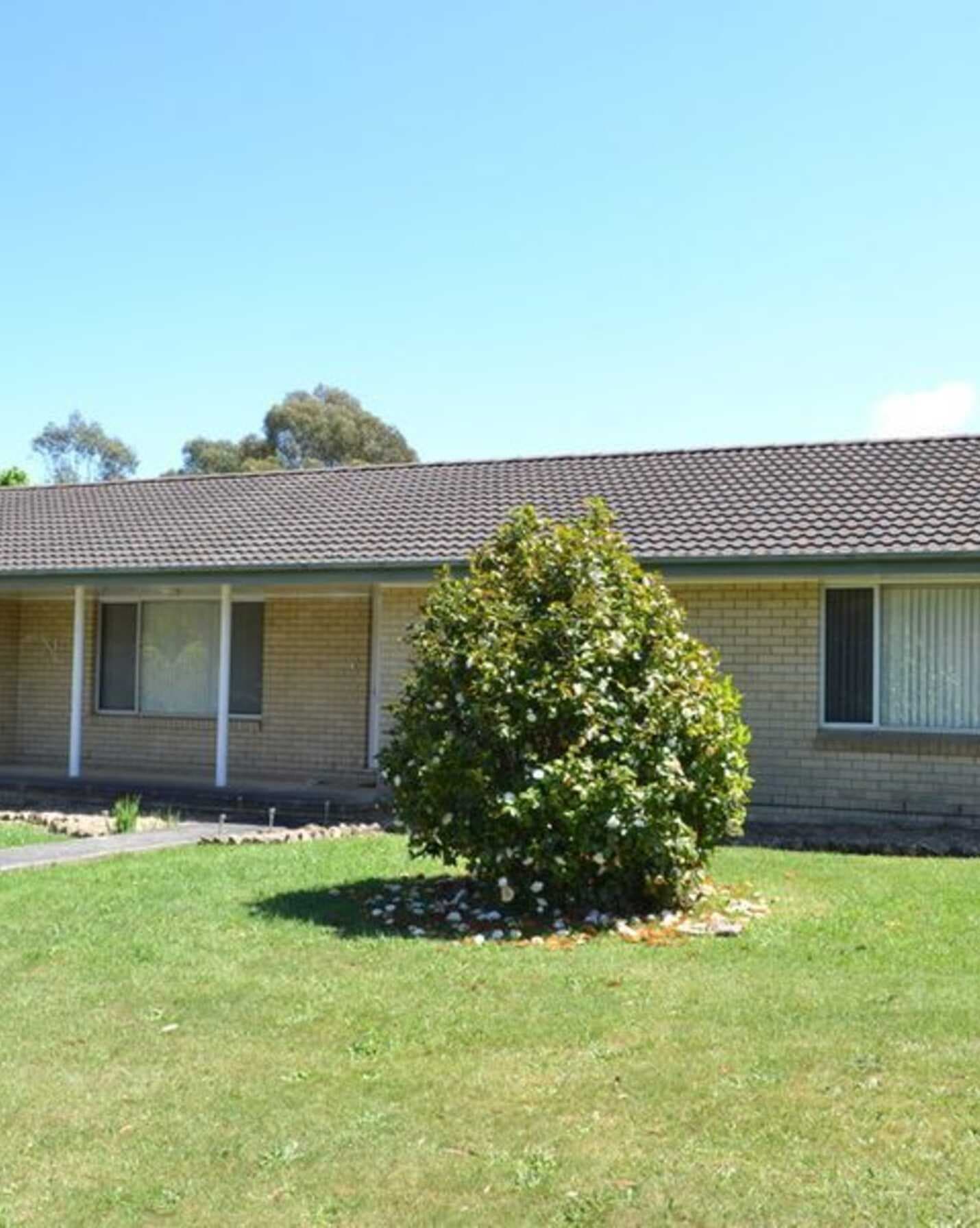 20 Campbell Crescent Moss Vale, Moss Vale - Image 1