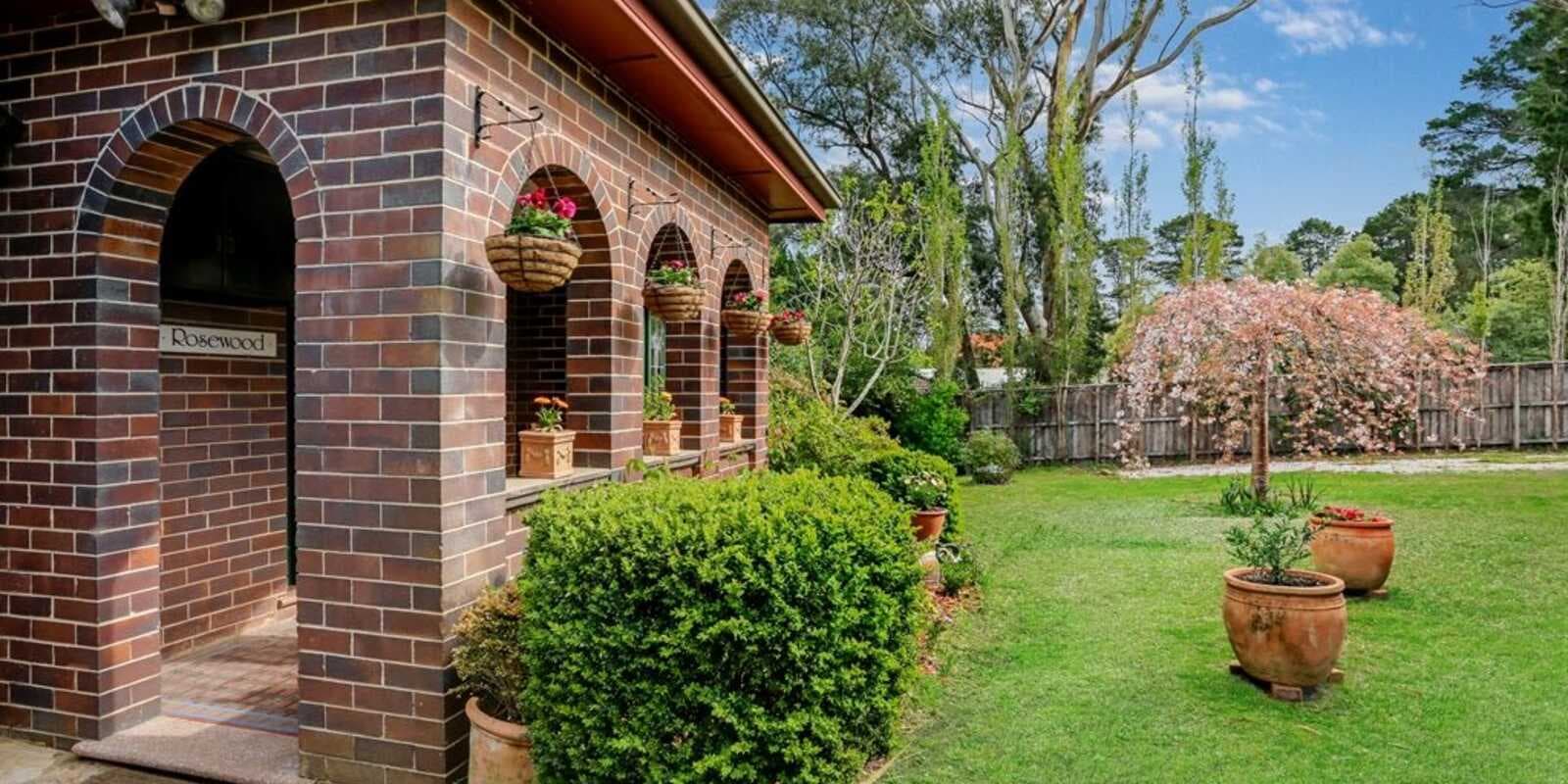 2 Nicholas Avenue Bundanoon, Bundanoon - Image 1