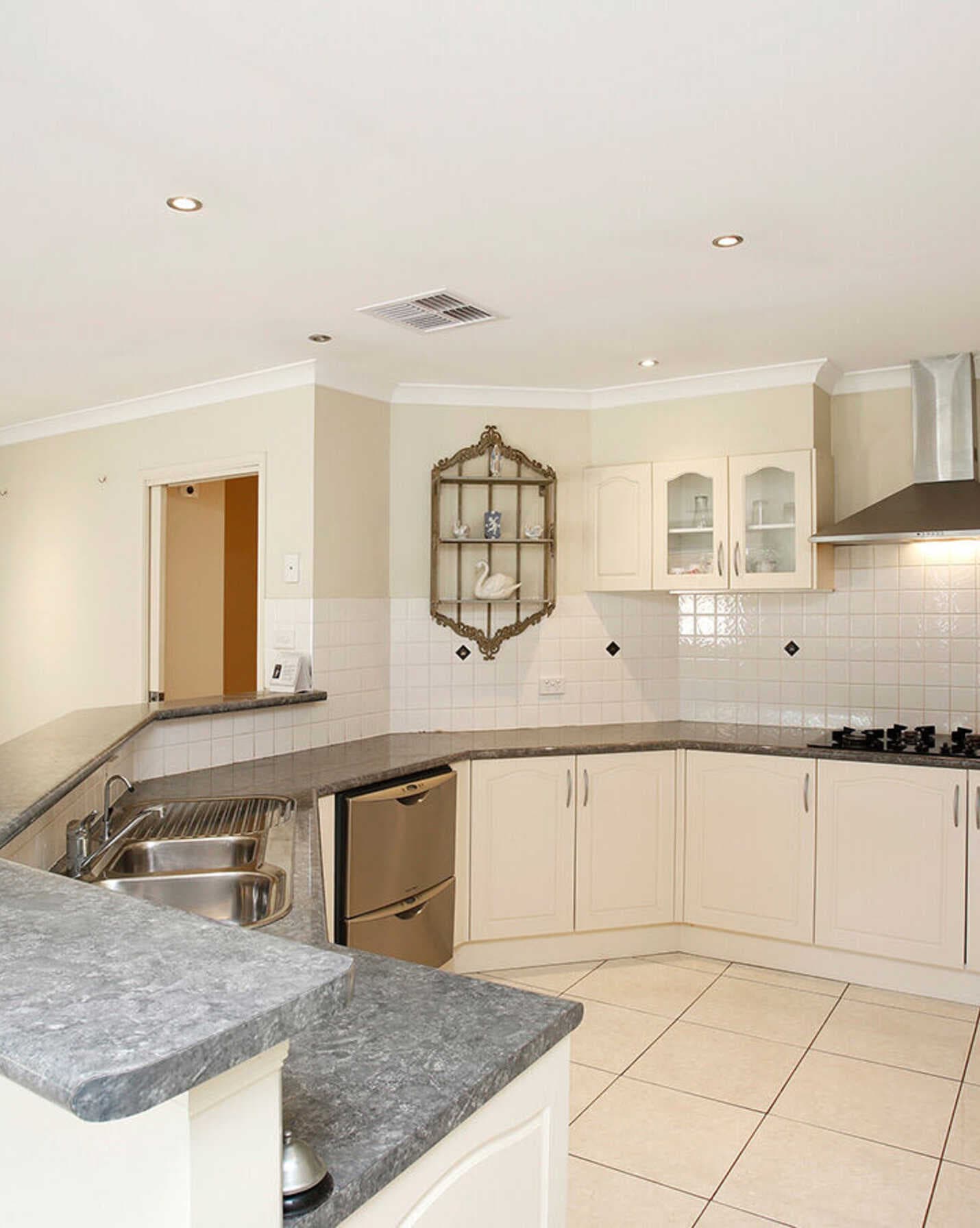 62 Blue Gum Road Bundanoon, Bundanoon - Thumbnail 2