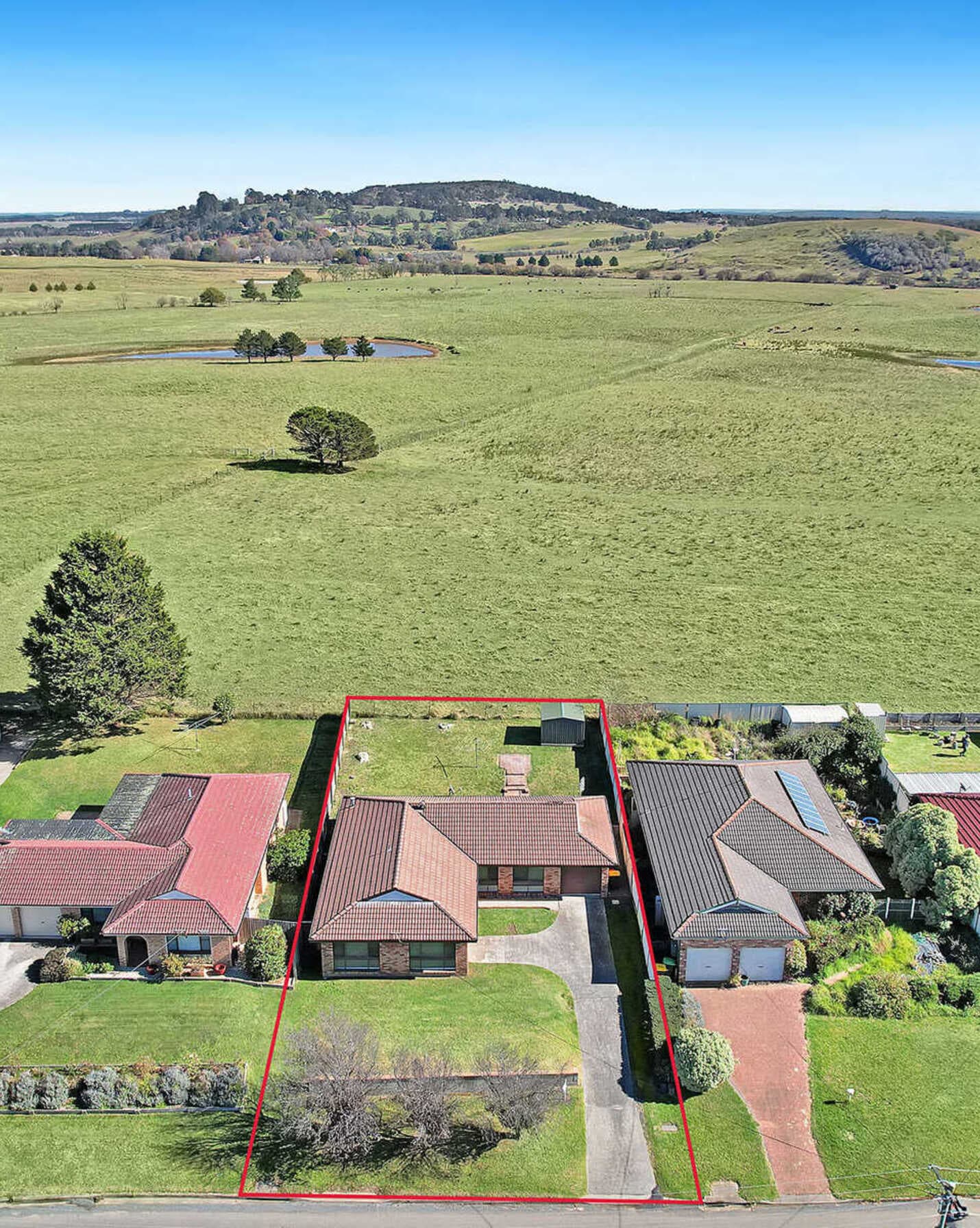 41 Kennedy Close Moss Vale, Moss Vale - Thumbnail 2