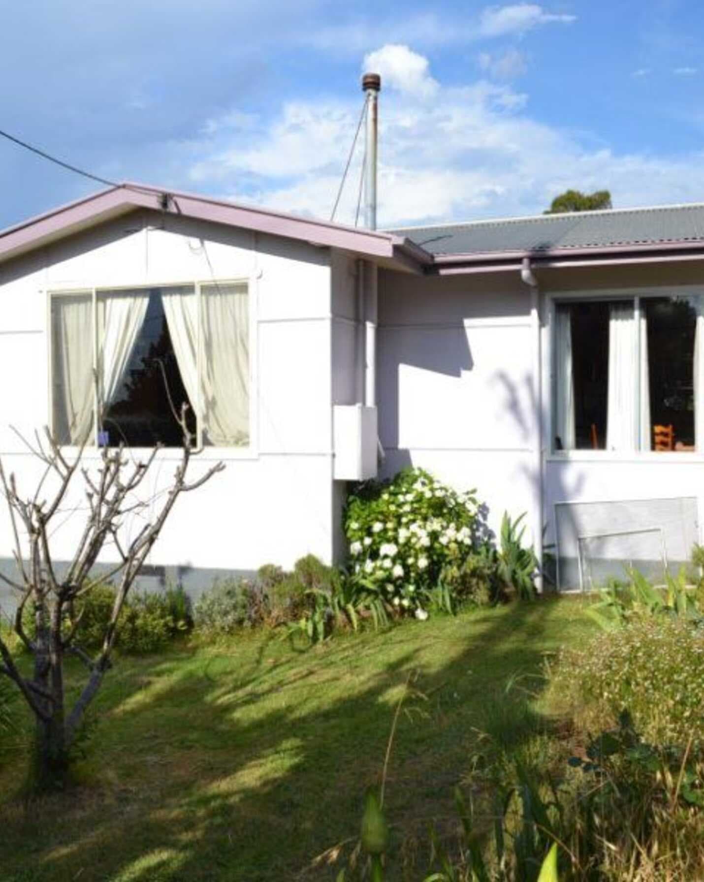 8 Yarrawa Road Moss Vale, Moss Vale - Image 1