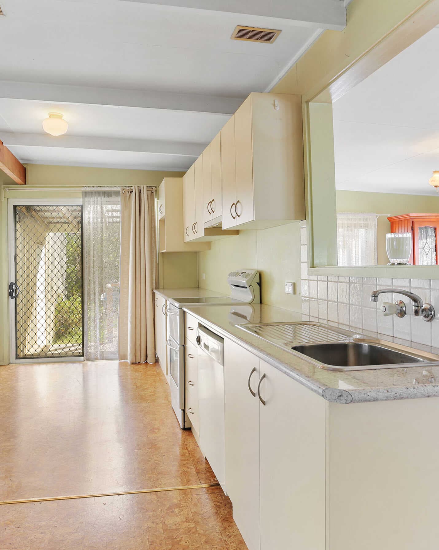16 Joadja Street Welby, Welby - Thumbnail 7