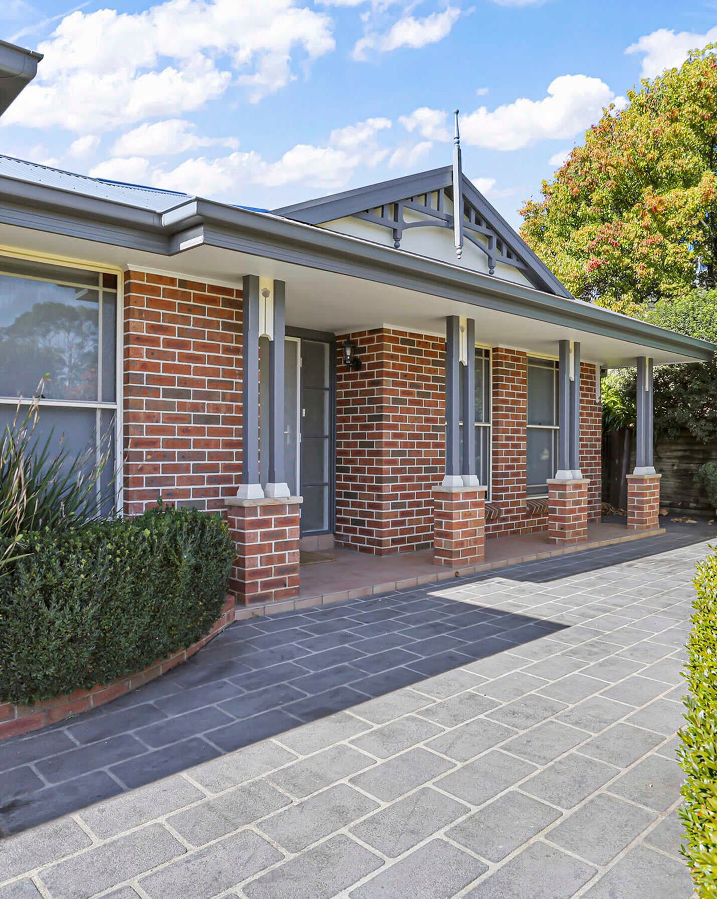 10 Thwaites Drive Moss Vale, Moss Vale - Image 1
