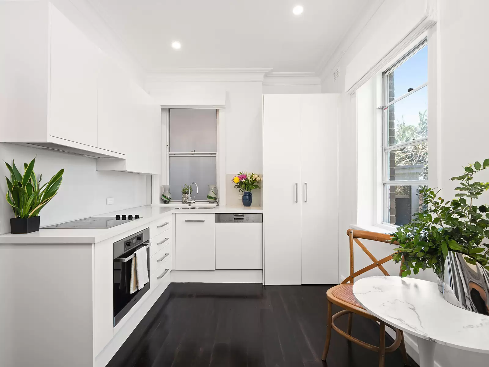 7/121-123 Darling Point Road, Darling Point, Fig Tree Pocket - Thumbnail 7