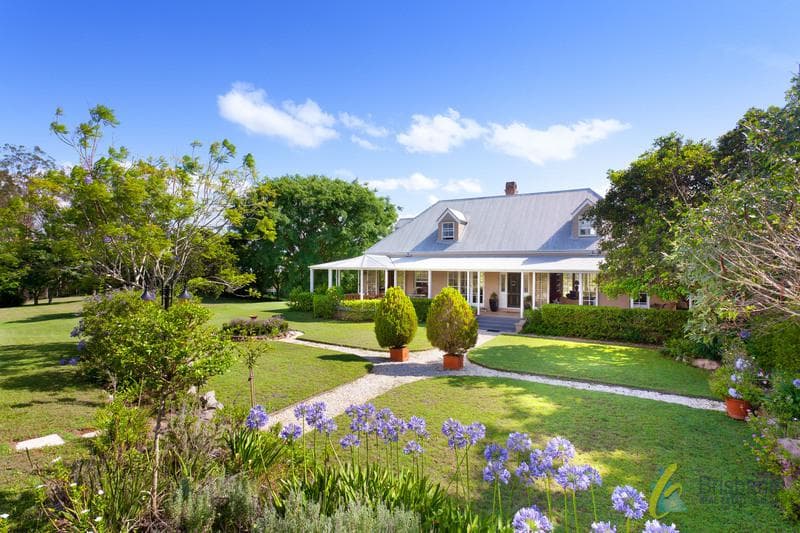 2/14A Darling Point Road, Darling Point, Pullenvale - Image 1
