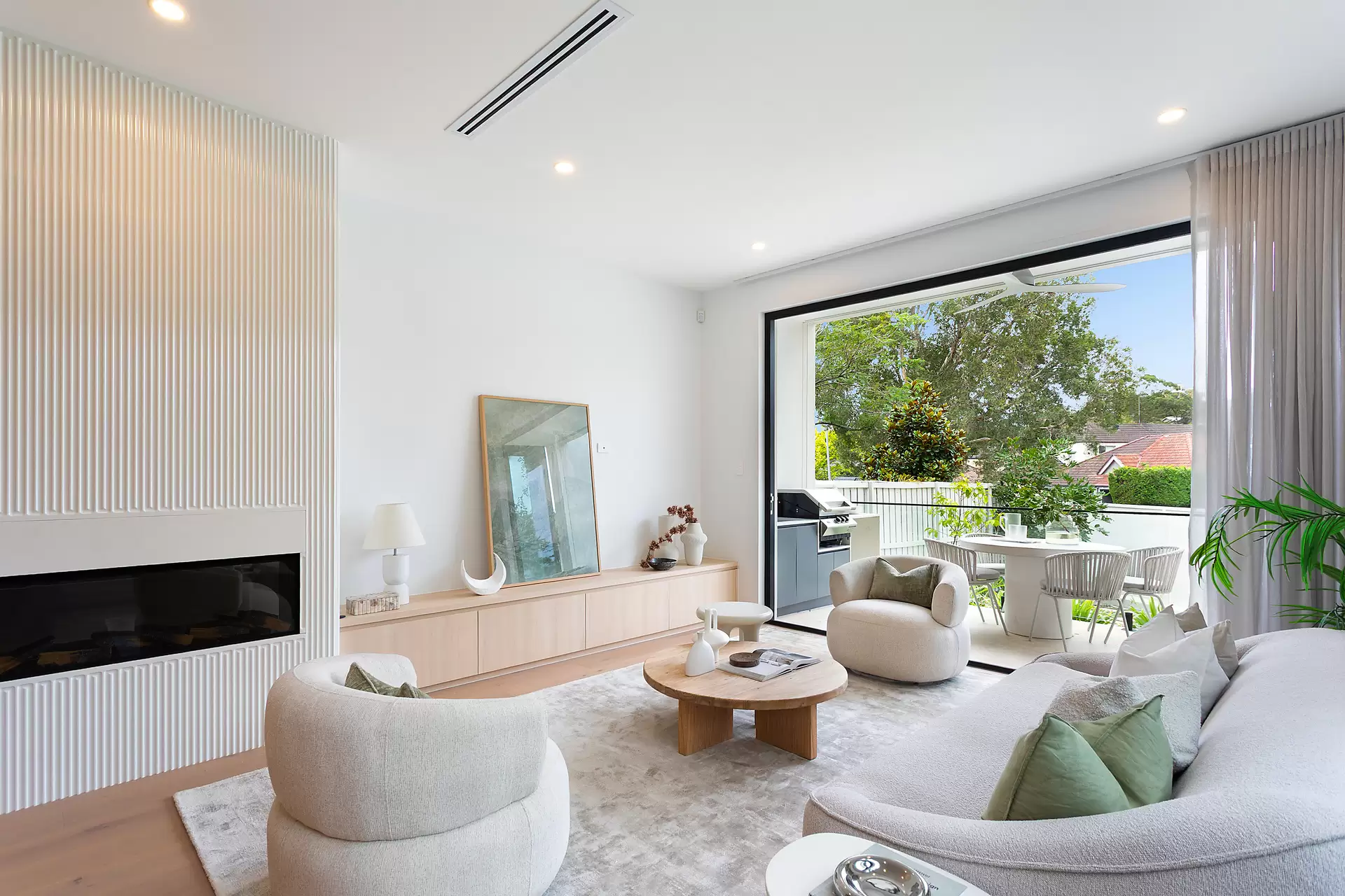 3/53 Clarence Road, Indooroopilly - Image 1