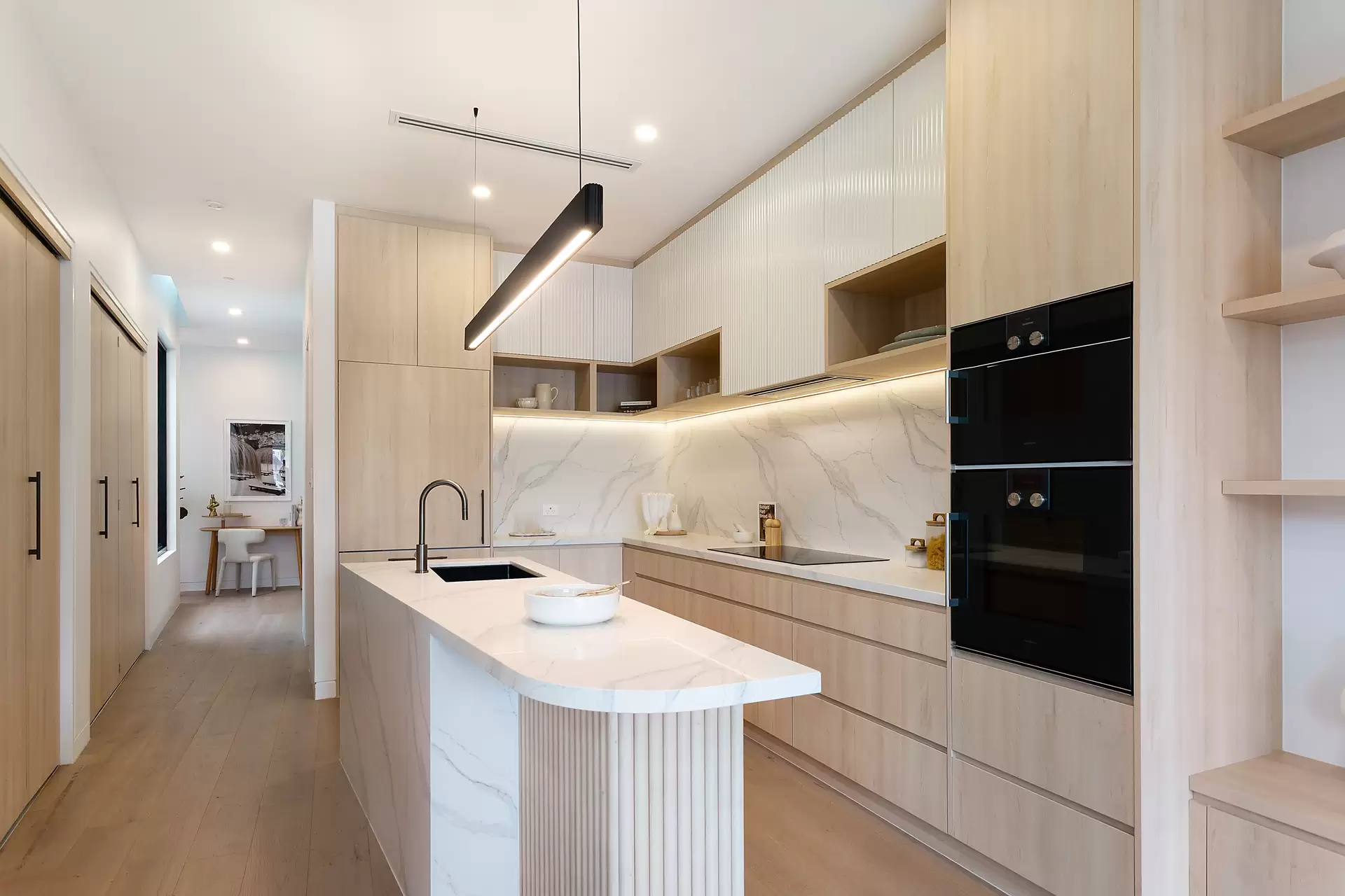 3/53 Clarence Road, Indooroopilly - Thumbnail 2