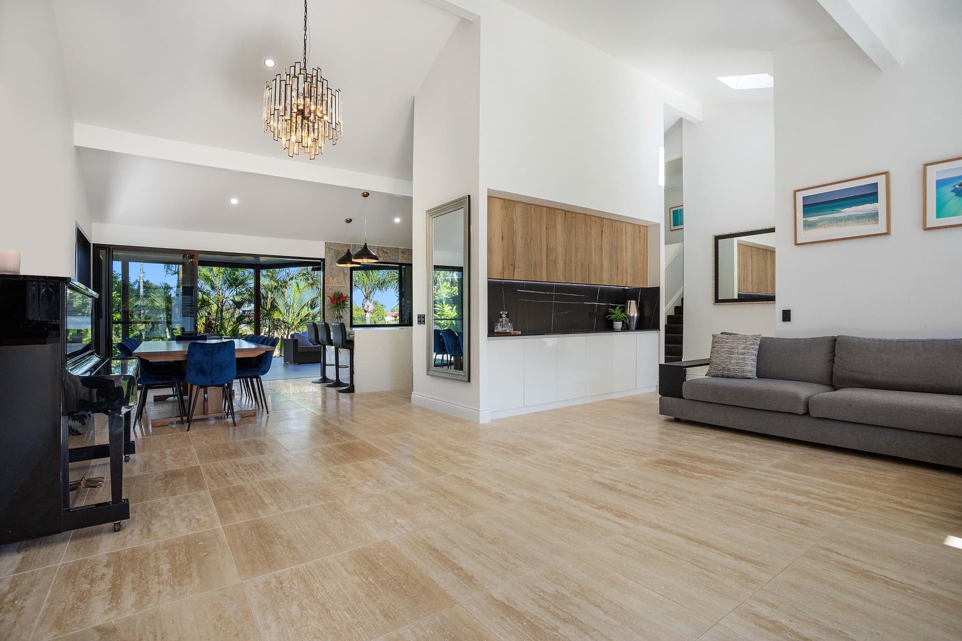 10 Carrabean Avenue, Ashmore, QLD, 4214, Ashmore - Image 1