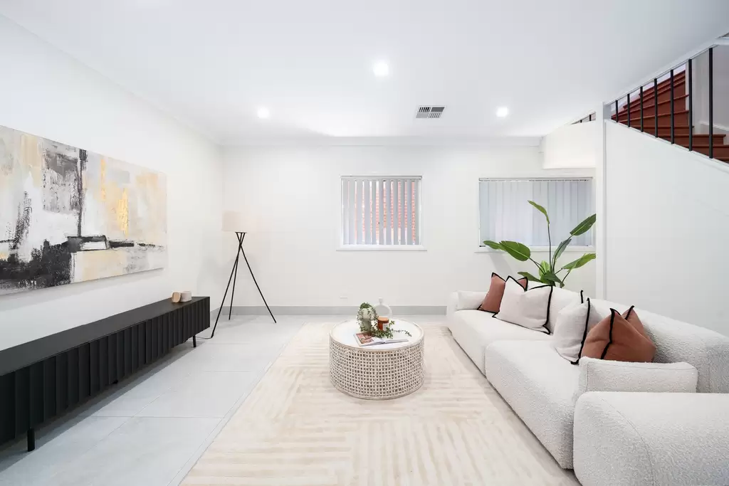 1 Tambaroora Place West Pennant Hills, Strathfield South - Thumbnail 2