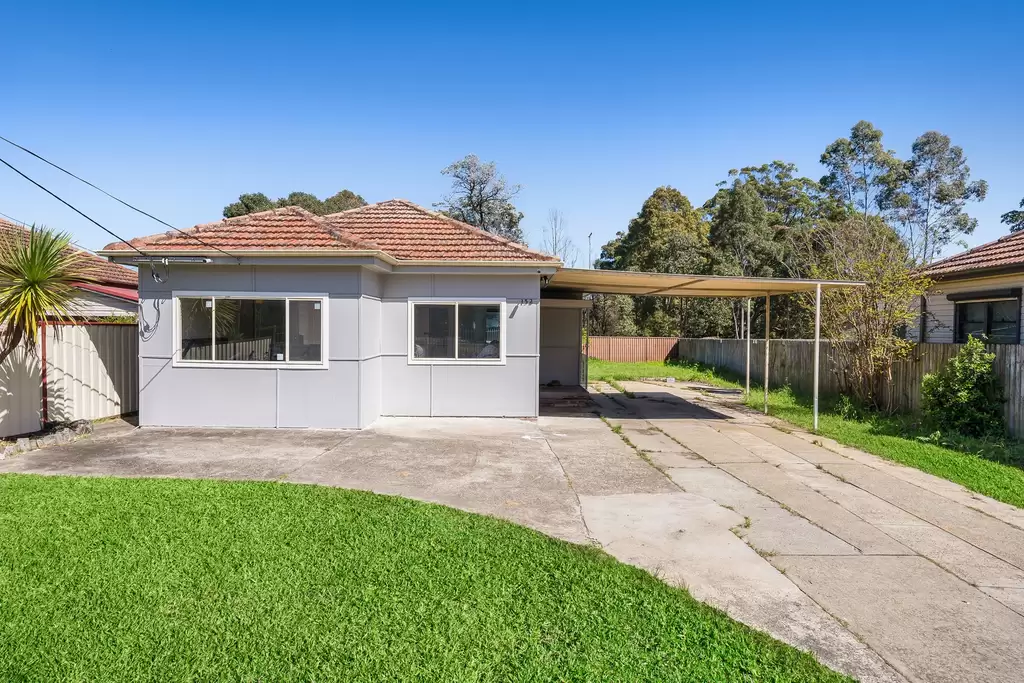 907, 3 Sterling Cct, Camperdown - Thumbnail 5