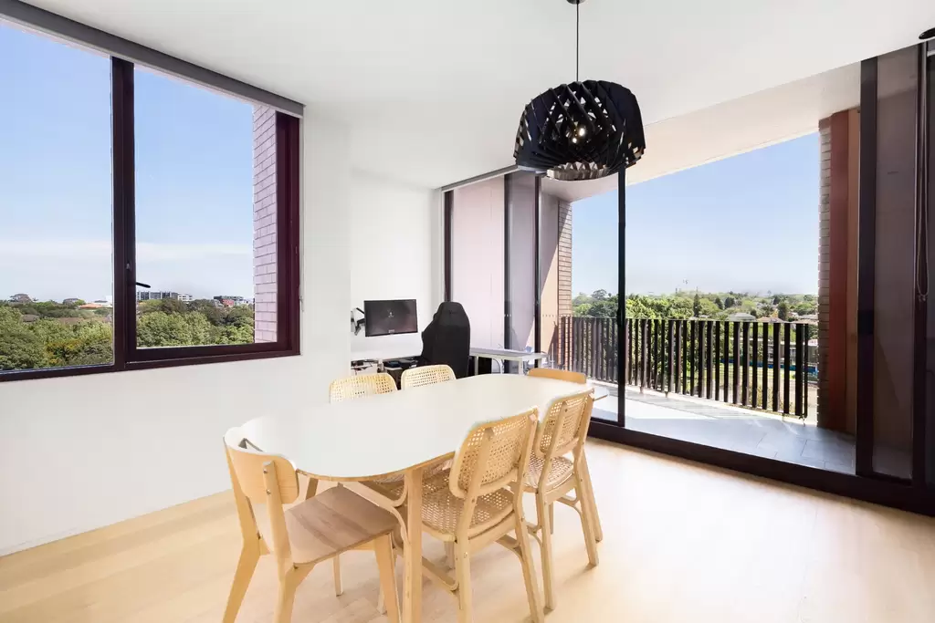1810/6 Grove Street, Dulwich Hill, Chippendale - Thumbnail 2