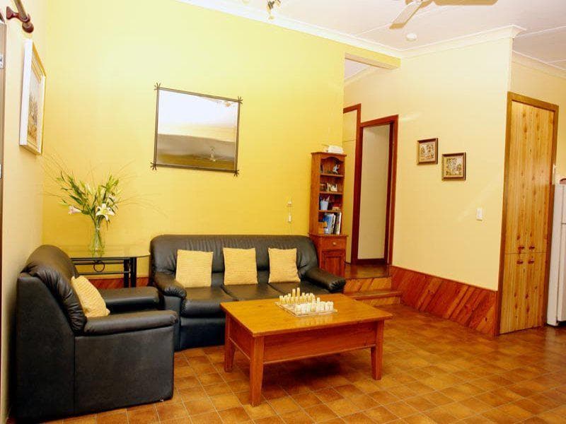 51 Melody Street,  Jamboree Heights, Jamboree Heights - Thumbnail 4