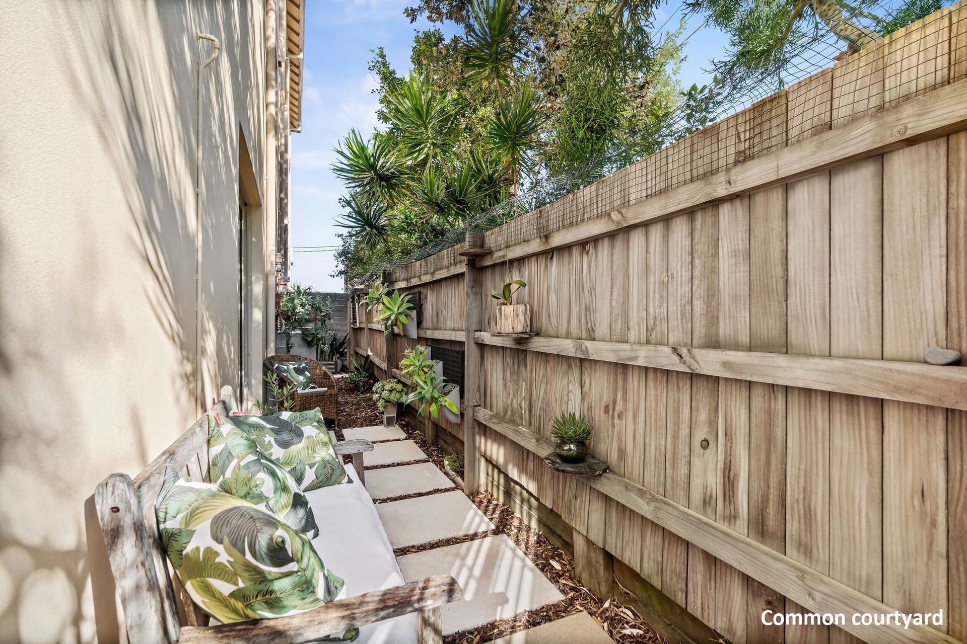 2/34A Fletcher Street, Bondi, Bondi - Image 1