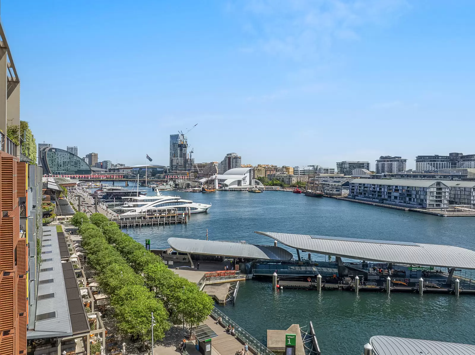 601/19 Barangaroo Avenue, Barangaroo, Kenmore - Thumbnail 2