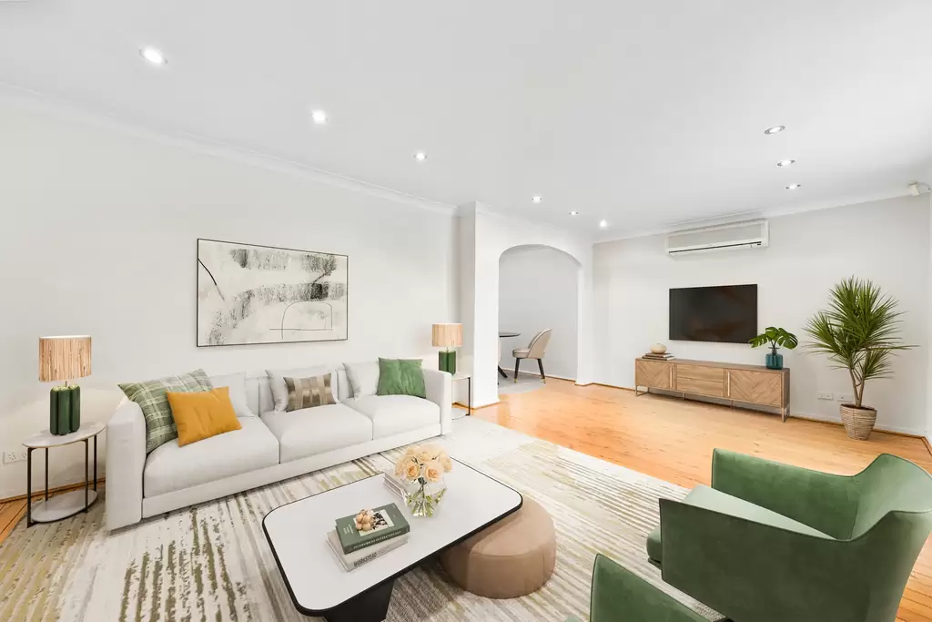 15 Bardsley Circuit Rouse Hill, Georges Hall - Thumbnail 2