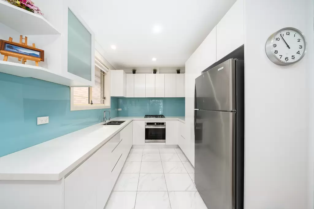 308,  1 Sterling Cct, Camperdown - Thumbnail 3