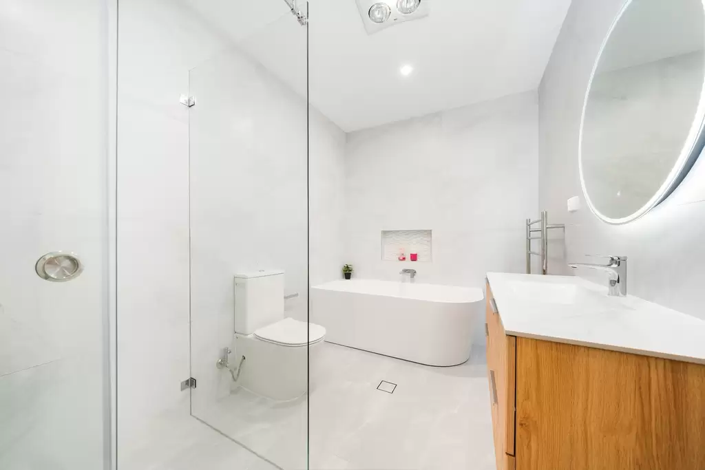 308,  1 Sterling Cct, Camperdown - Thumbnail 5