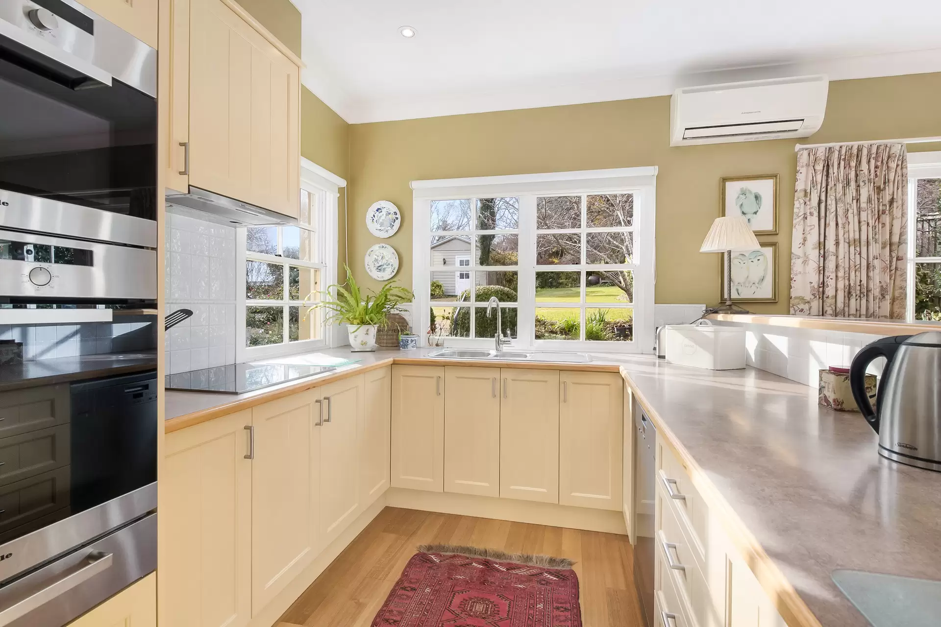 174 Verney Road East, Graceville - Thumbnail 8