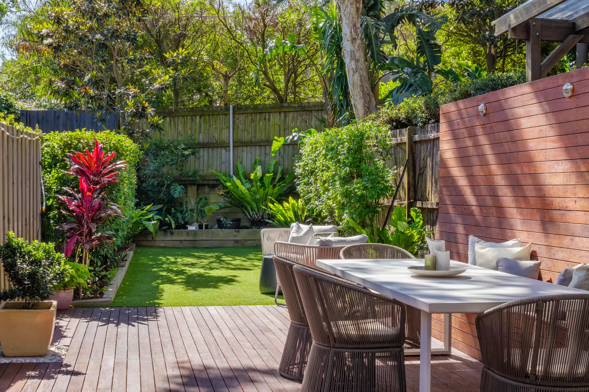 401/16 Roscrea Avenue, Pullenvale - Thumbnail 3