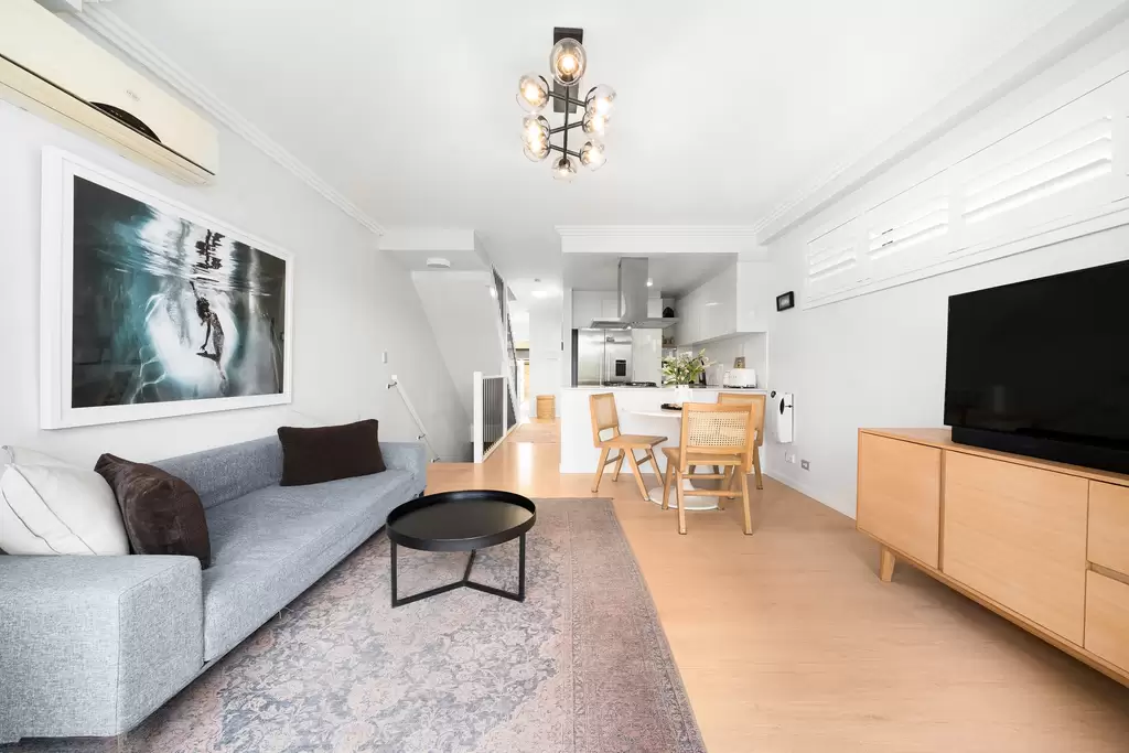 1/9 Verley Drive, Homebush, Miami - Image 1